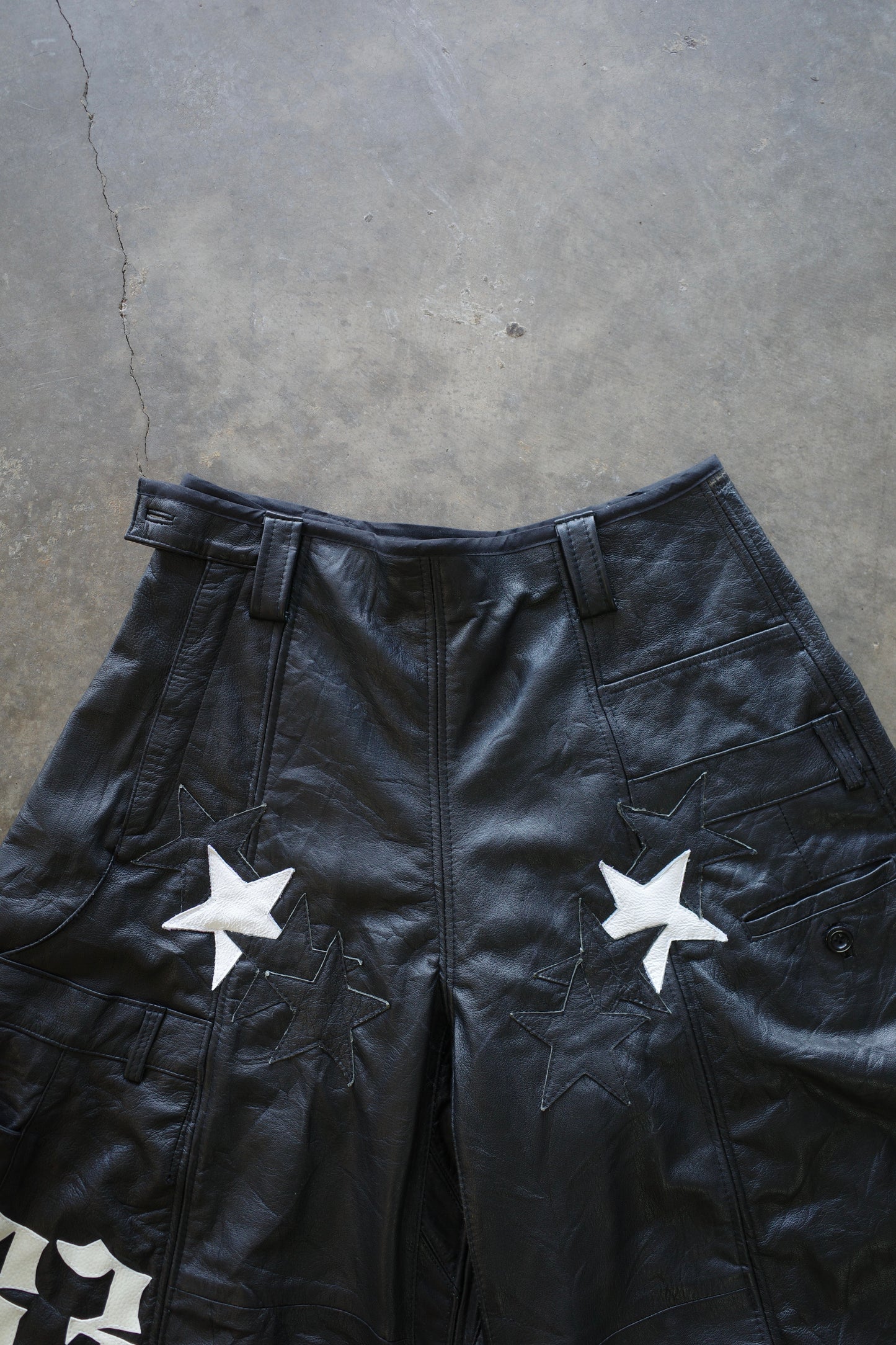 33 leather baggy shorts (32)33BS2