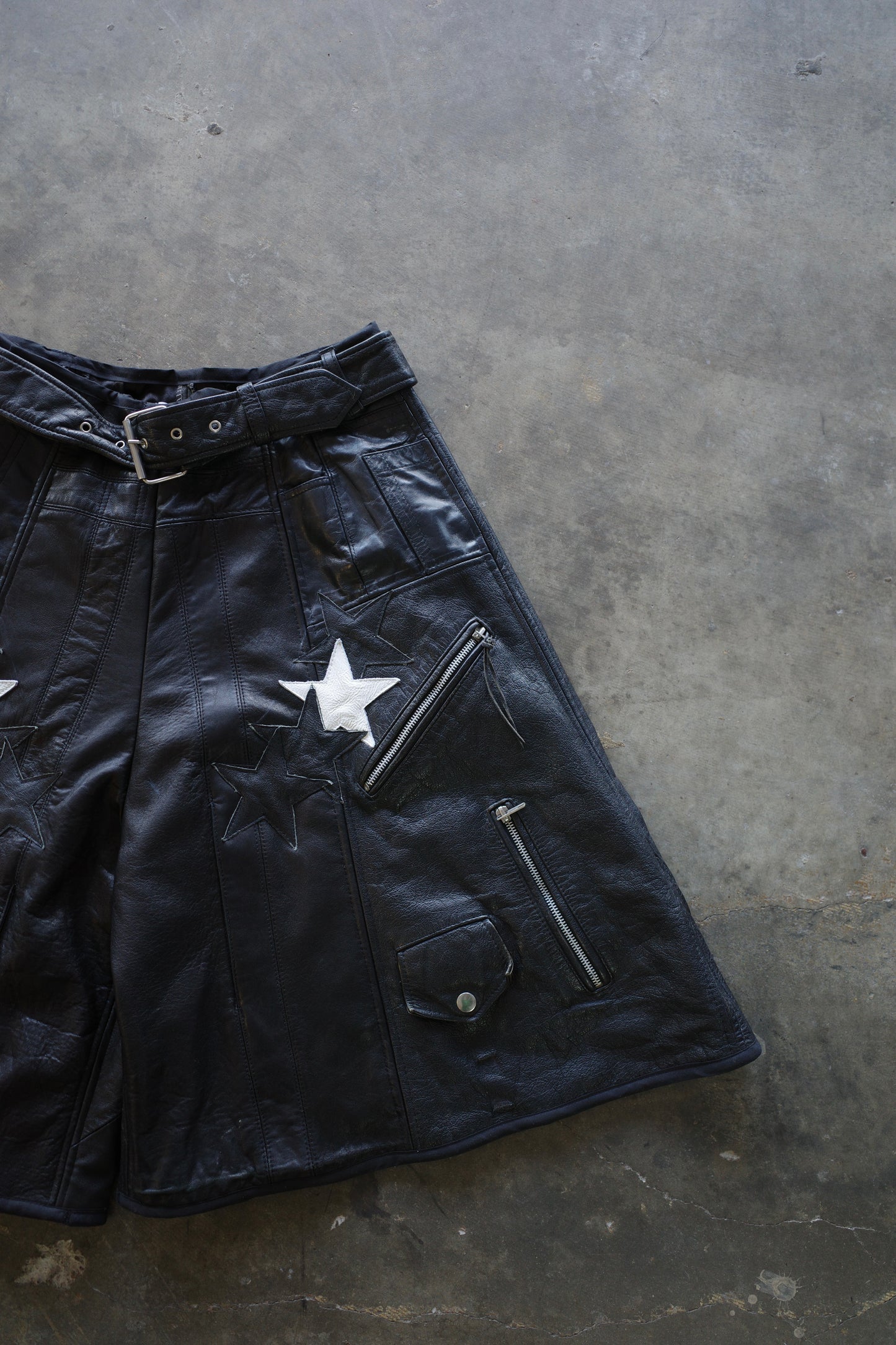 33 leather baggy shorts (32)33BS1