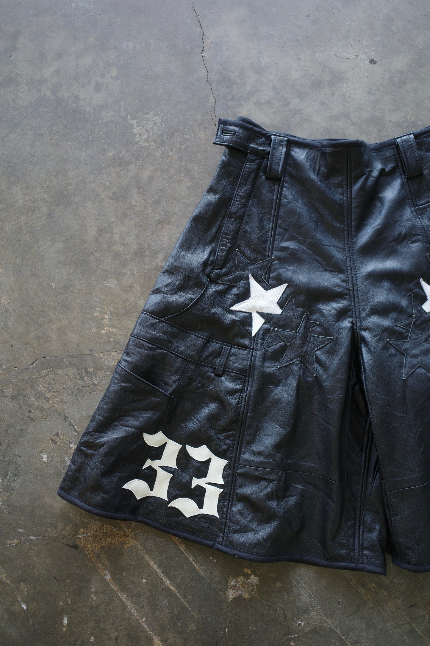 33 leather baggy shorts (32)33BS2