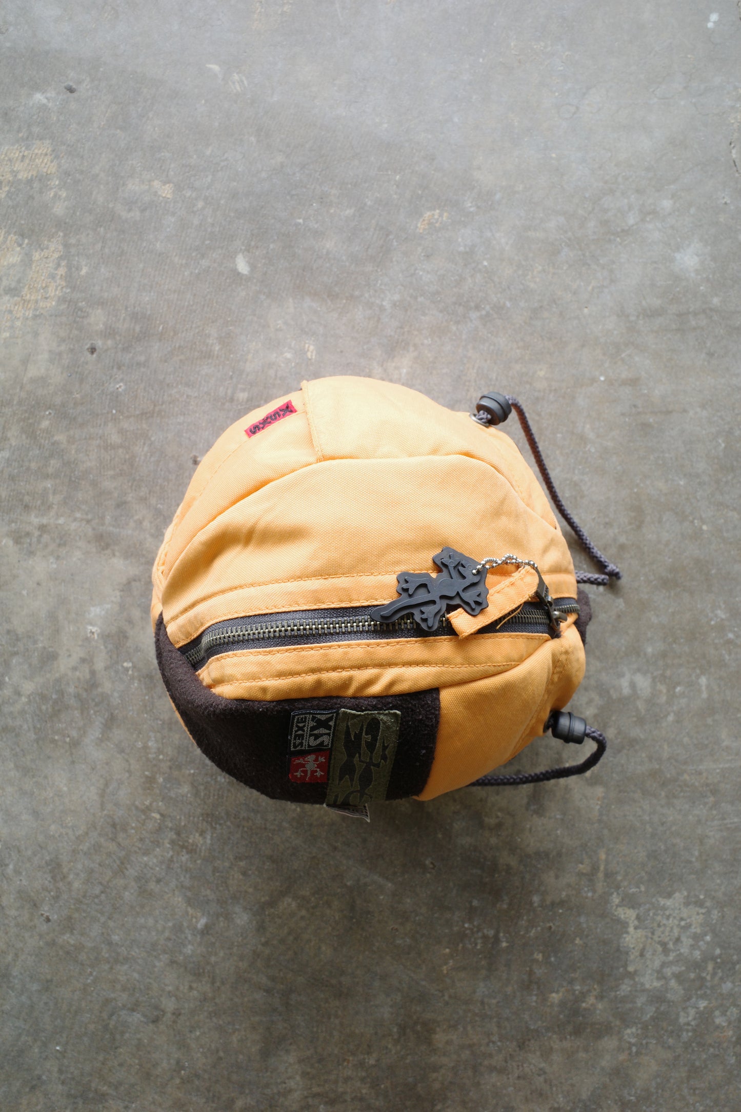 nag nag Ball Bag
