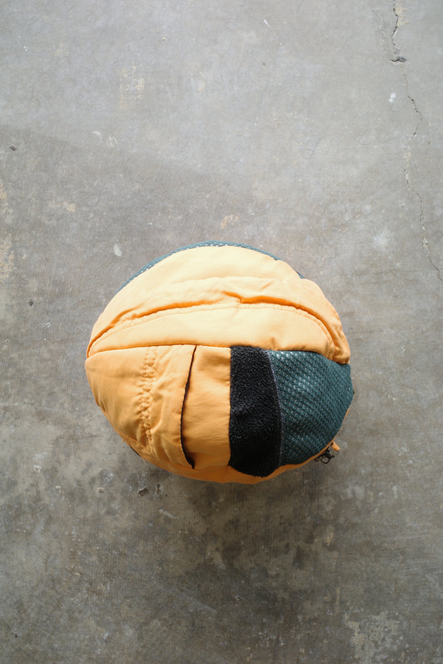 nag nag Ball Bag