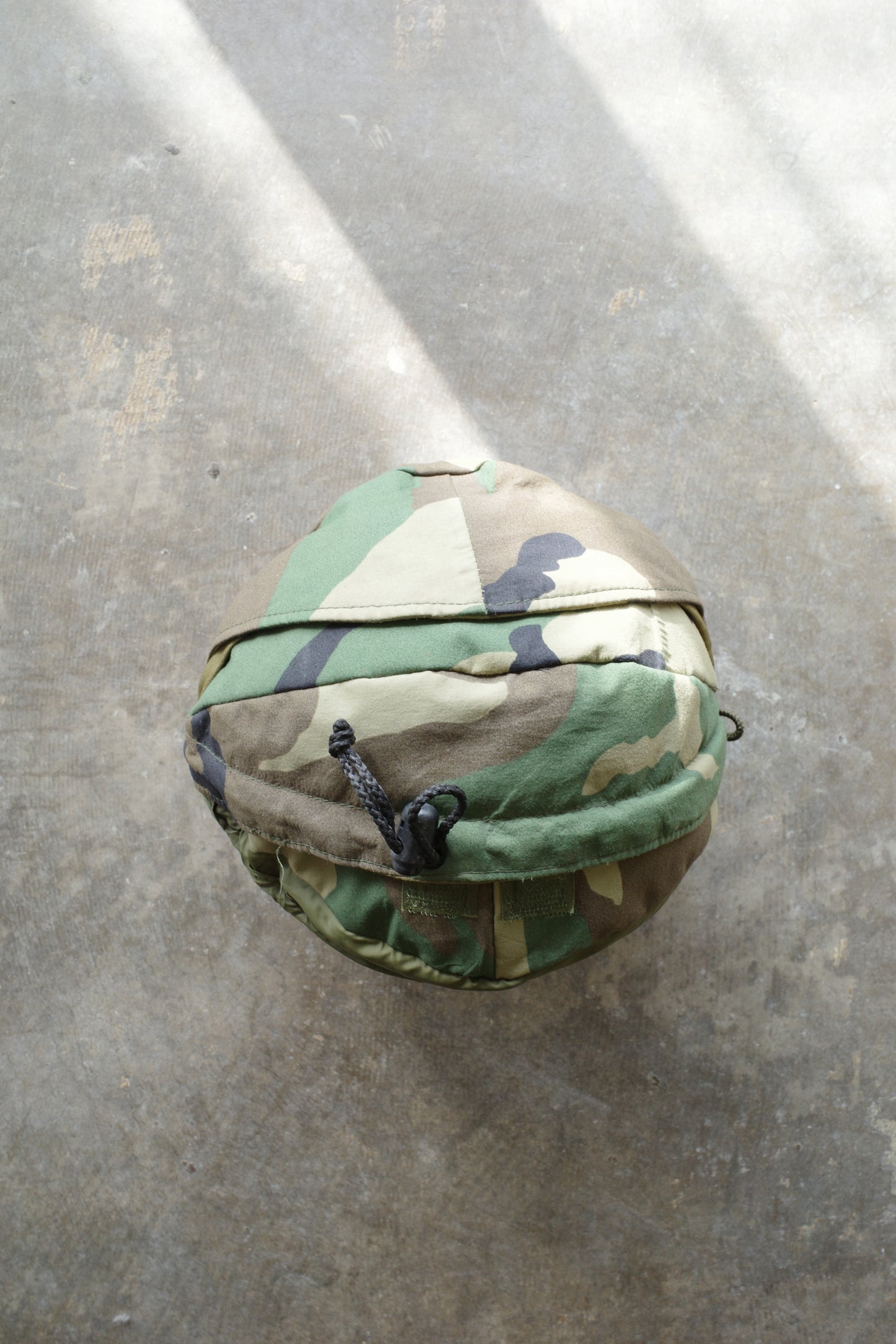 nag nag Ball Bag