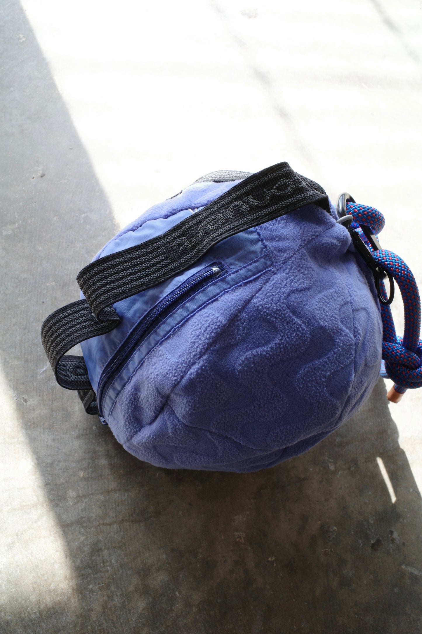 nag nag Ball Bag