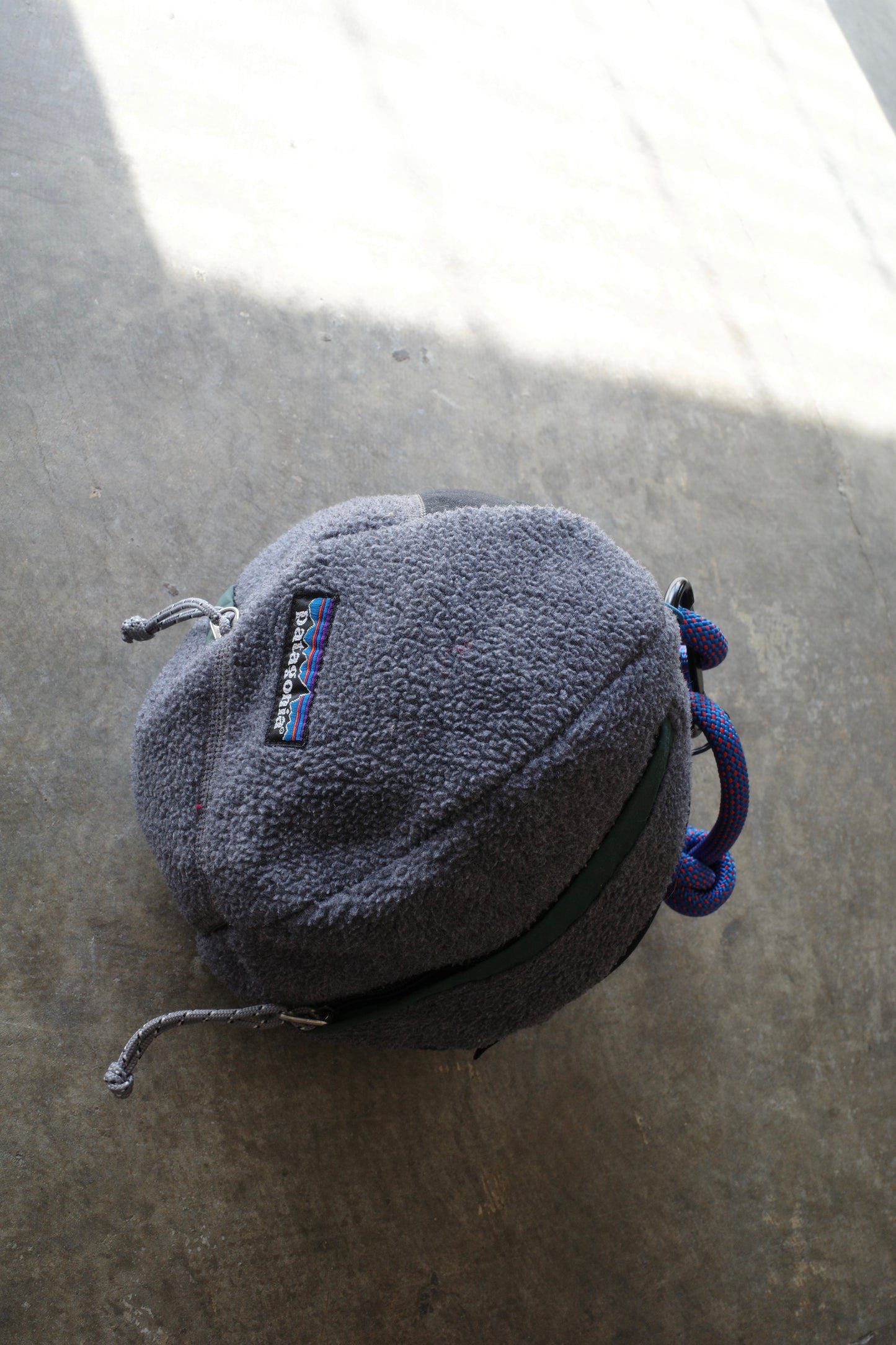 nag nag Ball Bag
