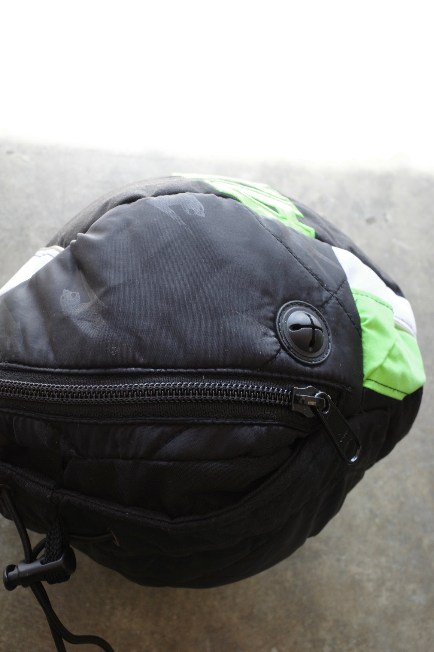 nag nag Ball Bag