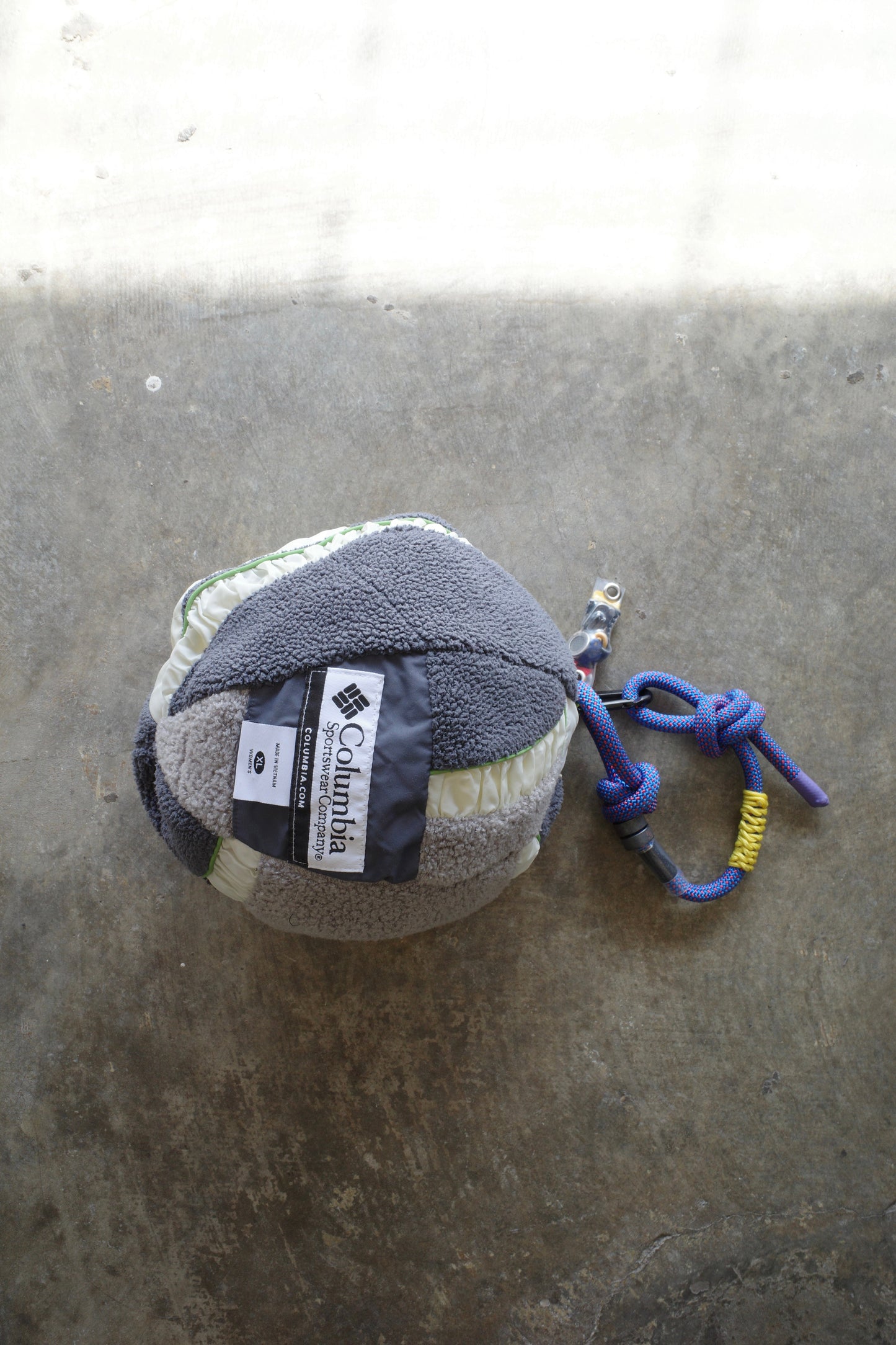 nag nag Ball Bag