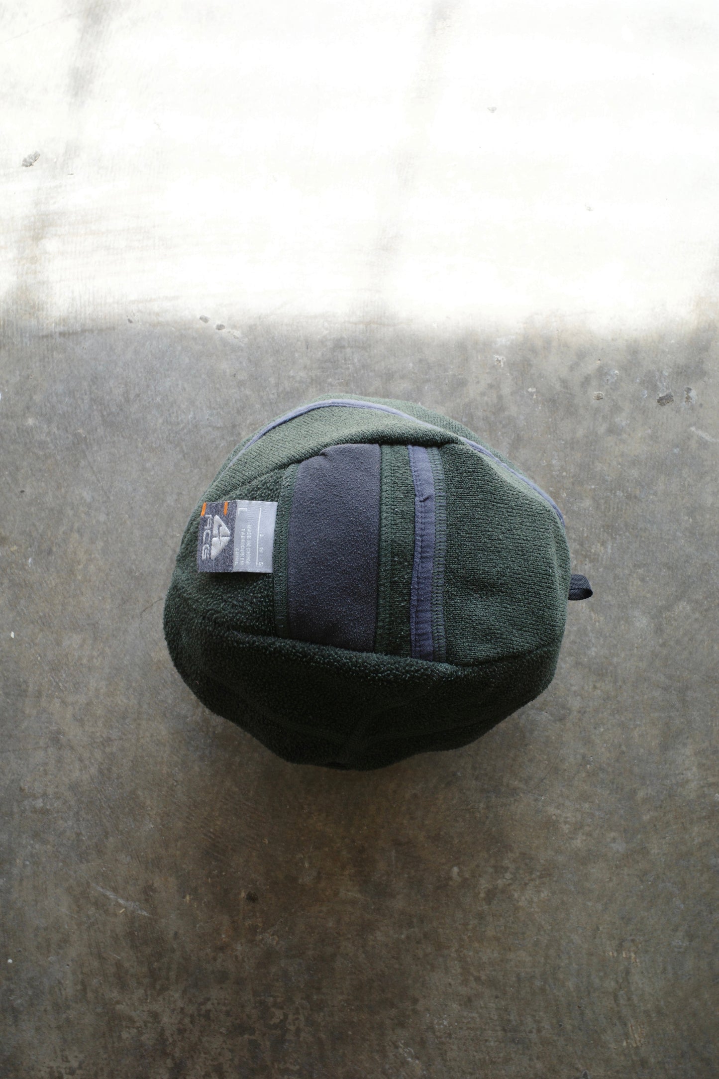 nag nag Ball Bag