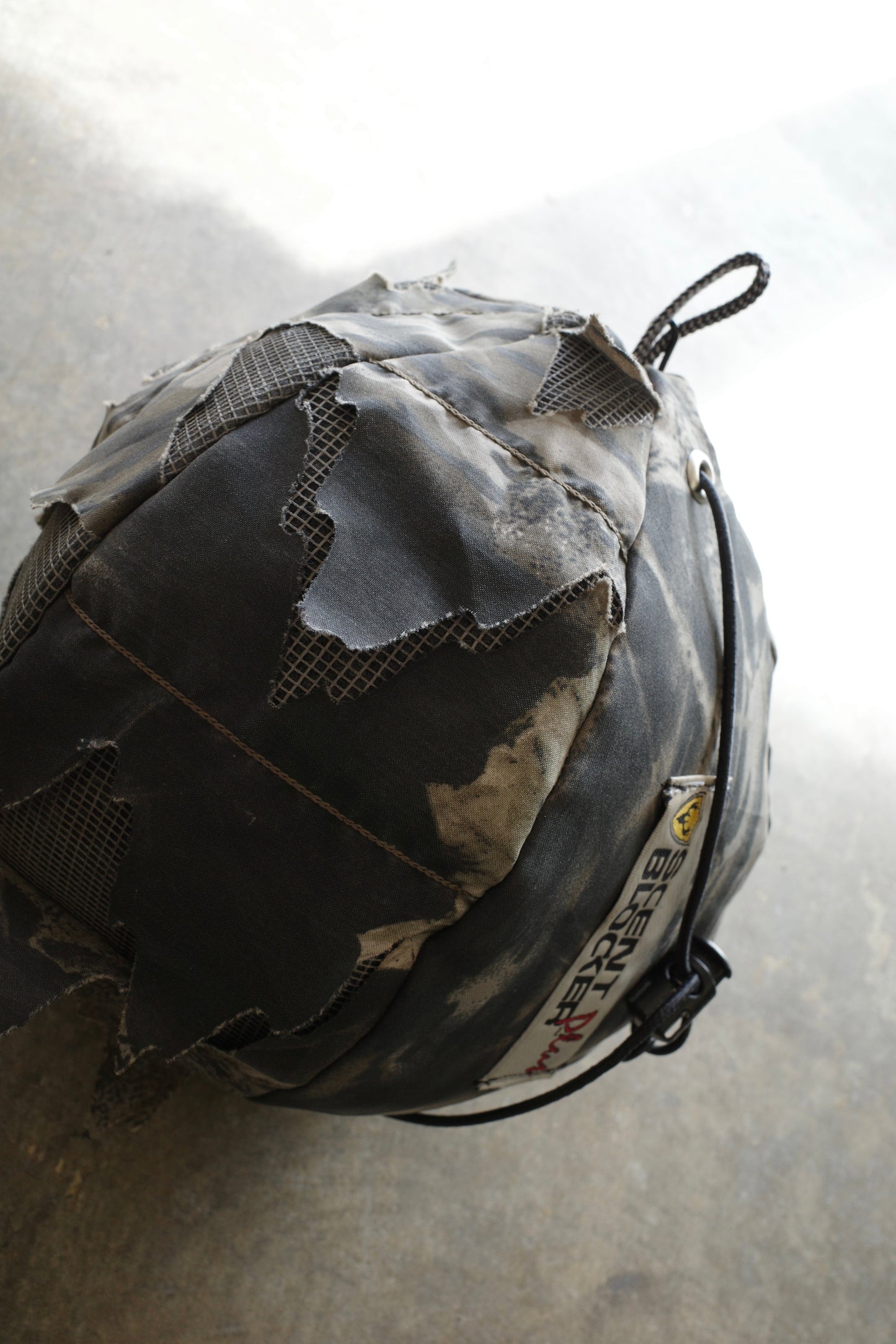 nag nag Ball Bag