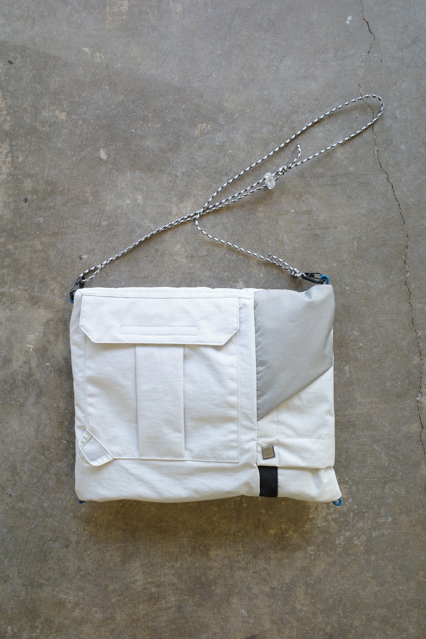nag nag Daily Carry