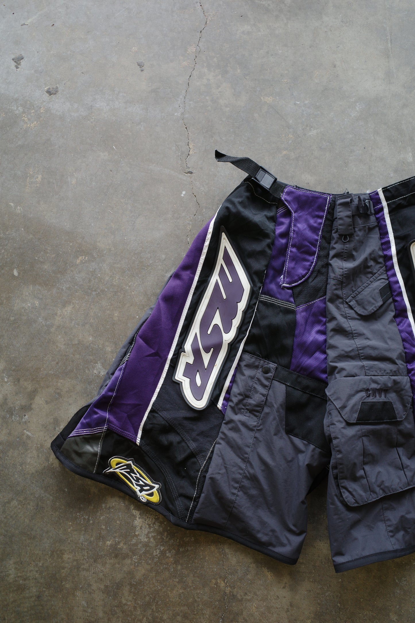 nag nag Baggy Shorts (30)/made from vintage MSR racing pants