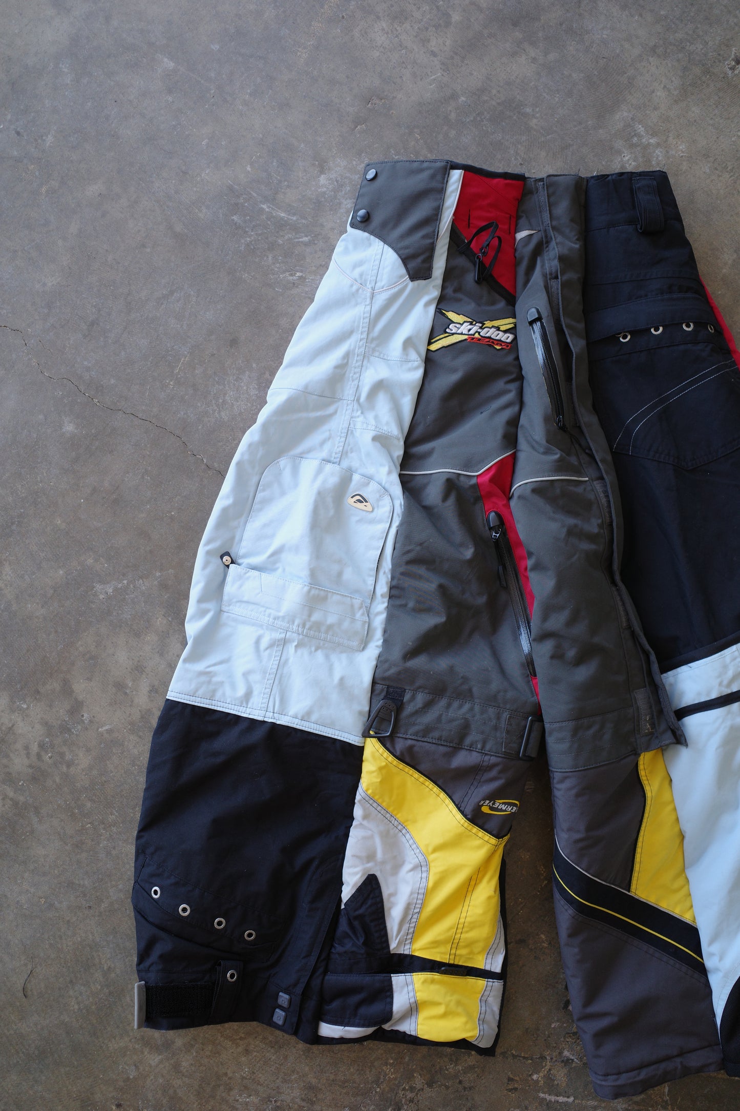 Wide Legged nag nag Pants(L)/made with vintage SKIDOO ski jacket