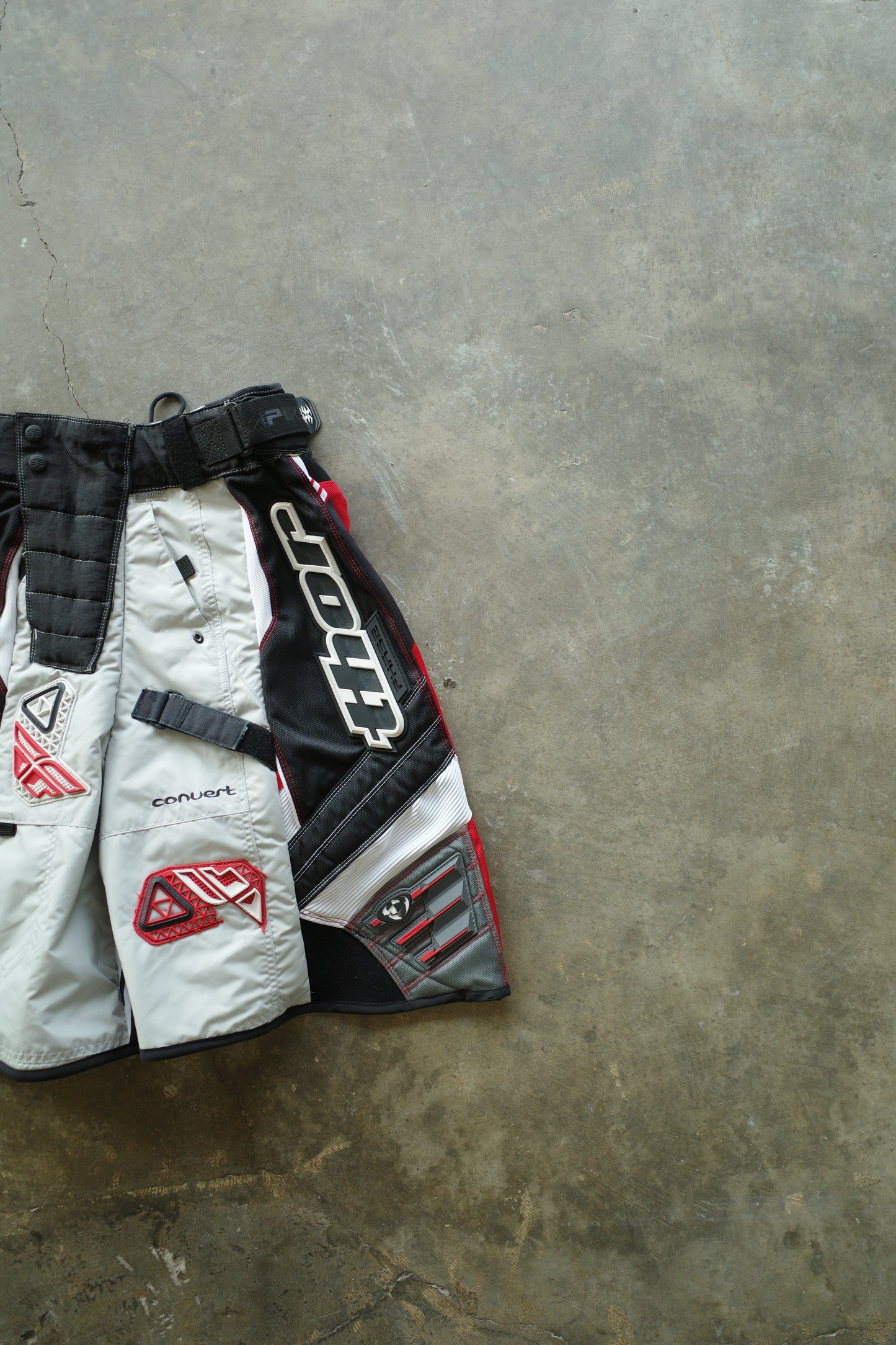 nag nag Baggy Shorts (28)/made from vintage Thor racing pants
