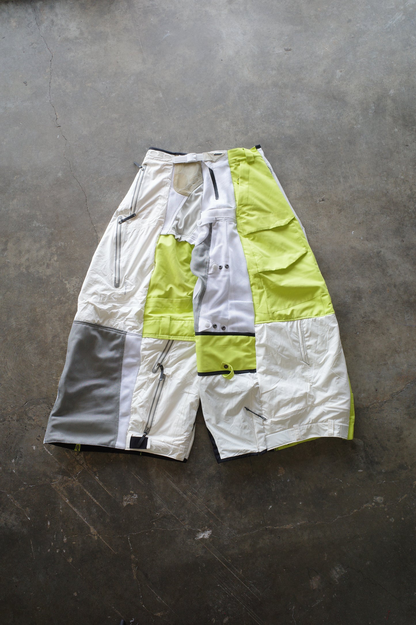 Wide Legged nag nag Pants(L)/made with vintage DNC racing pants