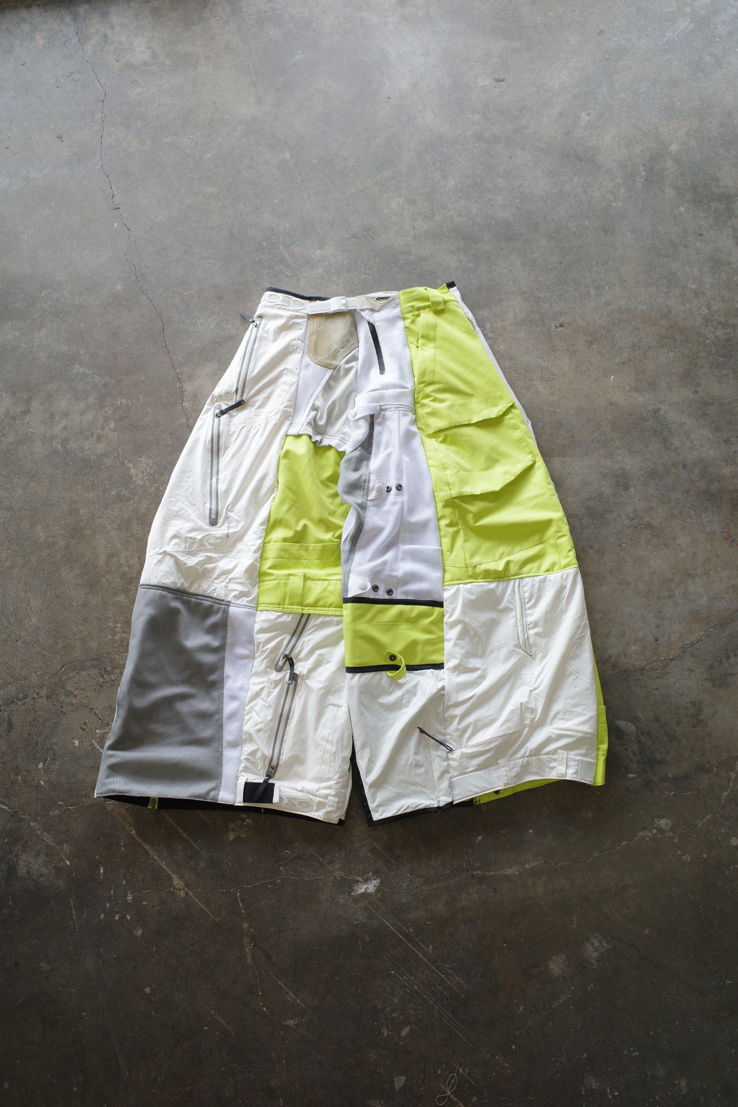 Wide Legged nag nag Pants(L)/made with vintage DNC racing pants