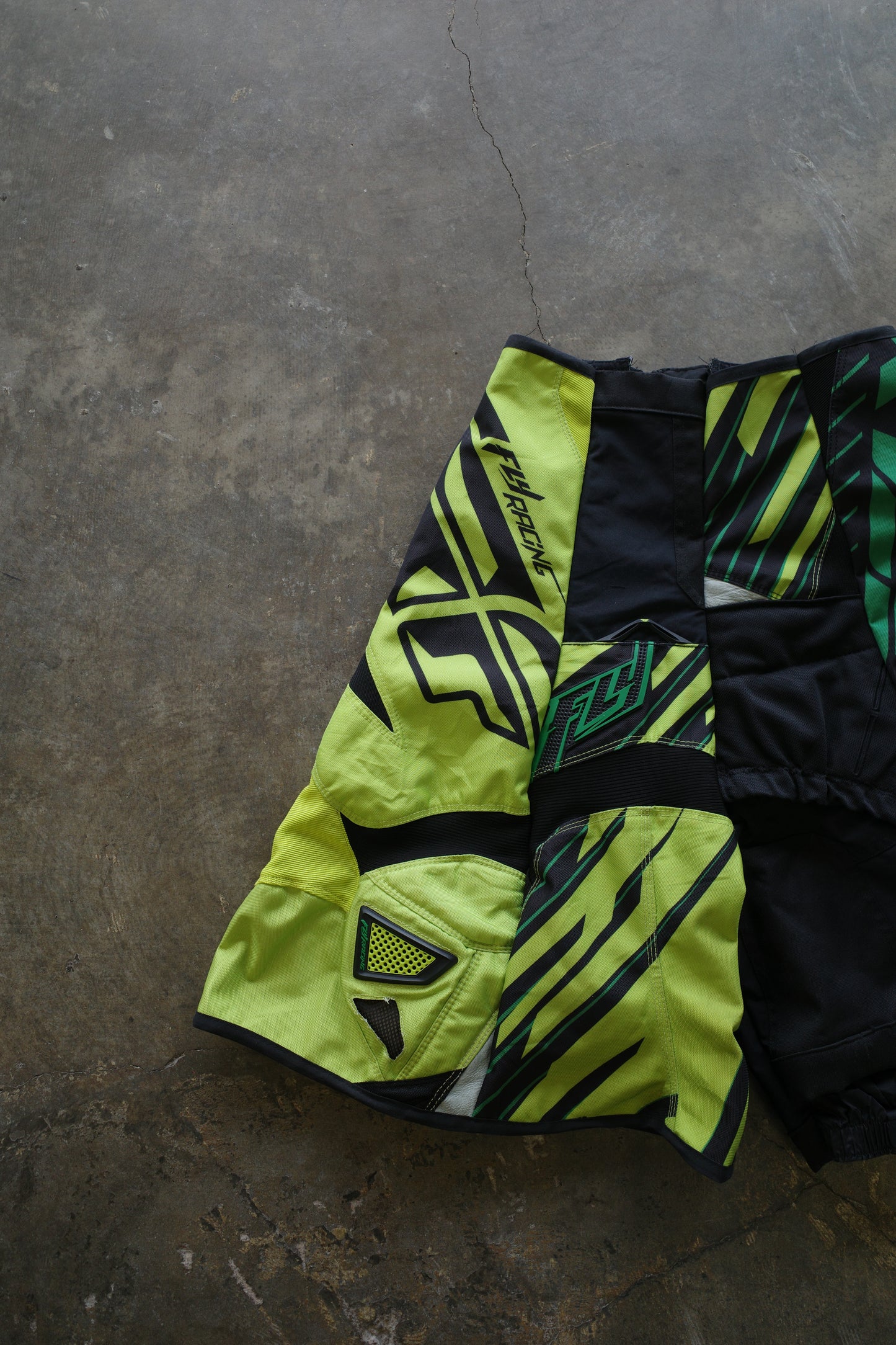 nag nag Baggy Shorts (28)/made from vintage FLY motorcycle racing pants