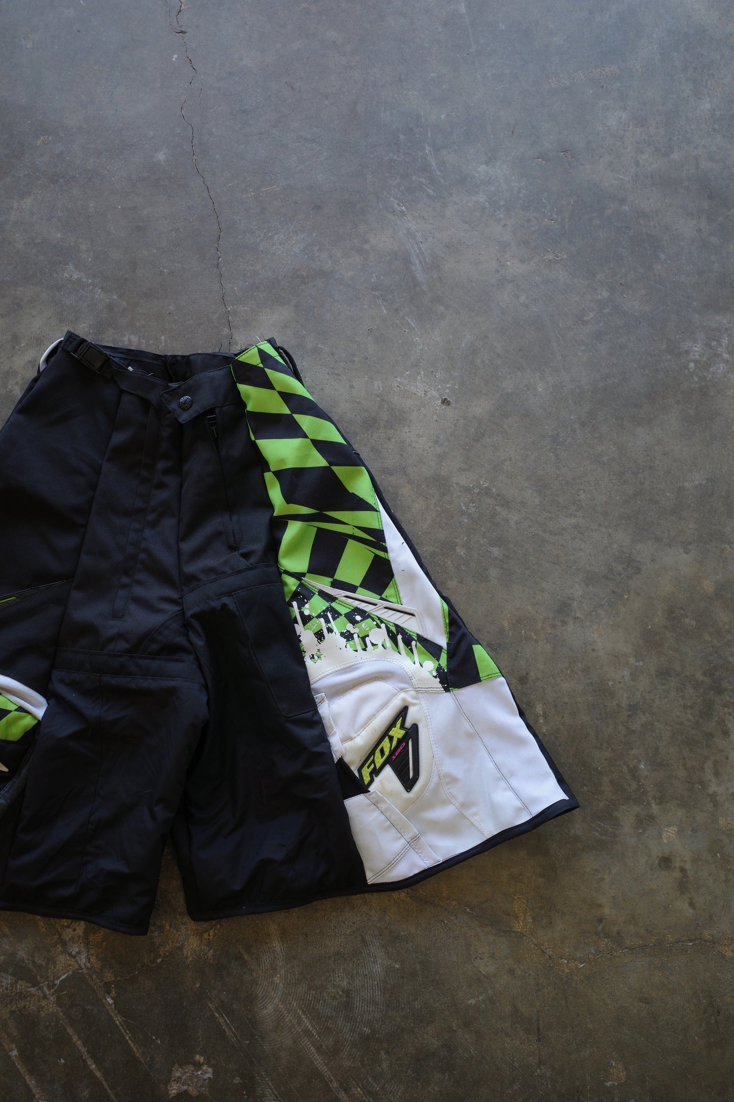 nag nag Baggy Shorts (28-32)/made from vintage FOX motorcycle racing pants
