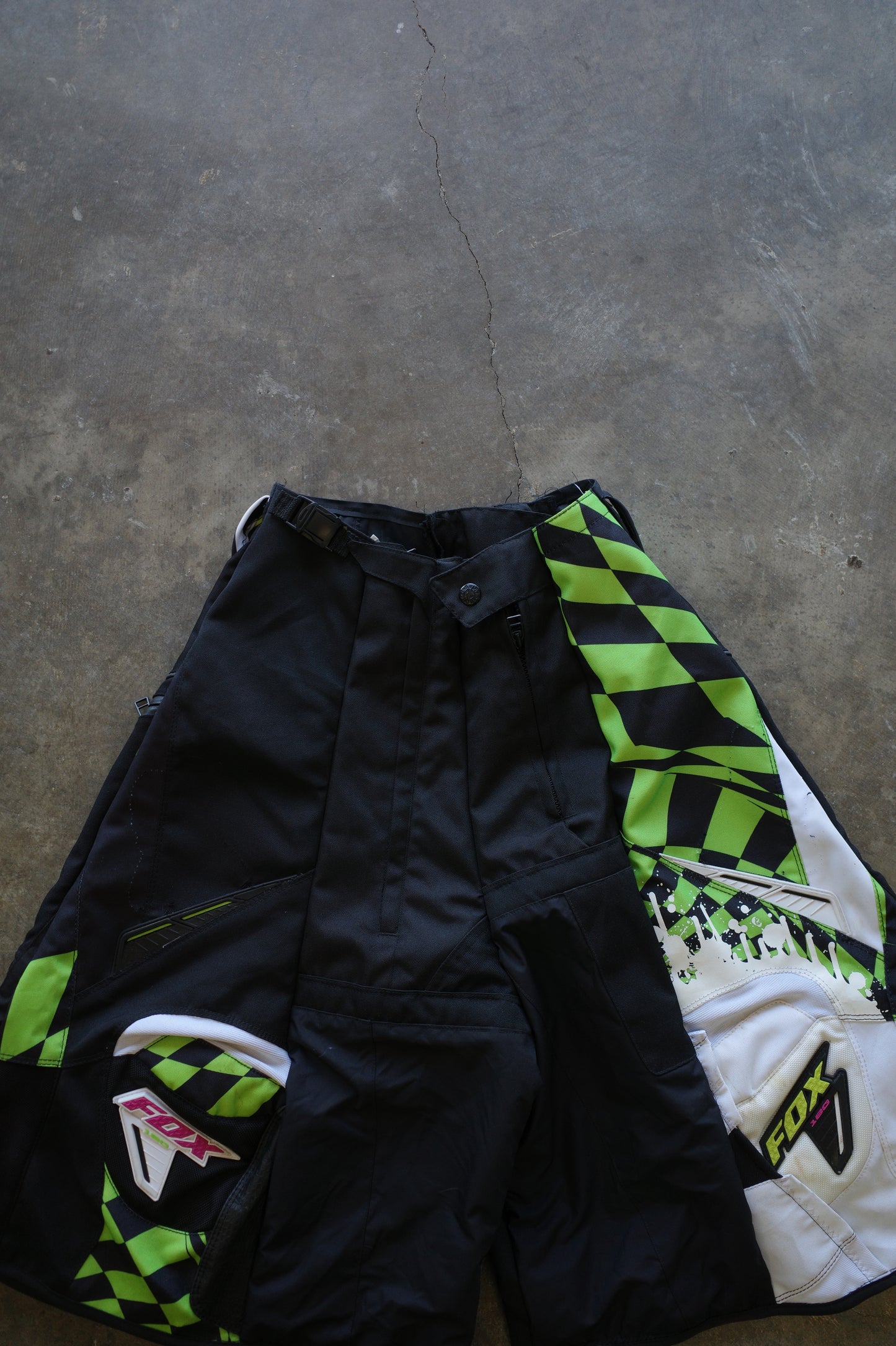 nag nag Baggy Shorts (28-32)/made from vintage FOX motorcycle racing pants