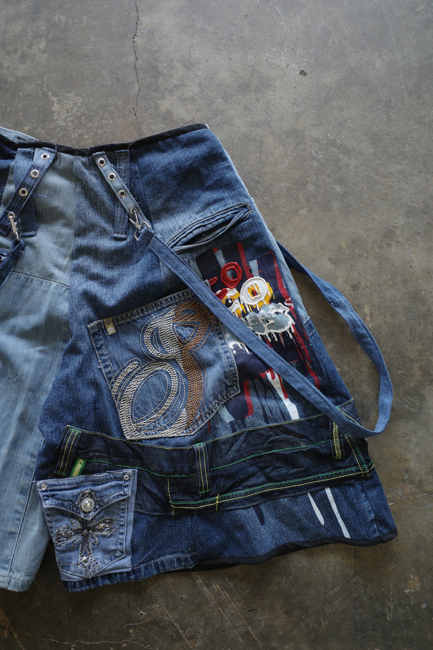 nag nag Baggy Shorts (34)/made from vintage street barnded jean and Y2K miasma jean