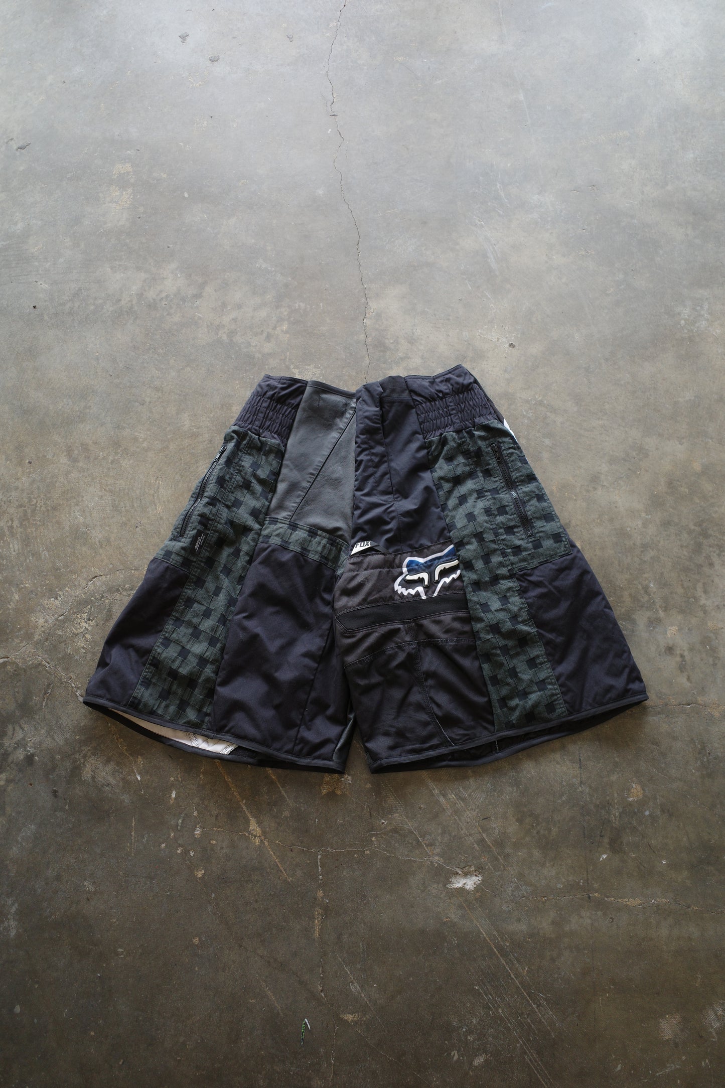 Motorcycled style Baggy Shorts (36)/made from vintage FOX motorcycle racing pants