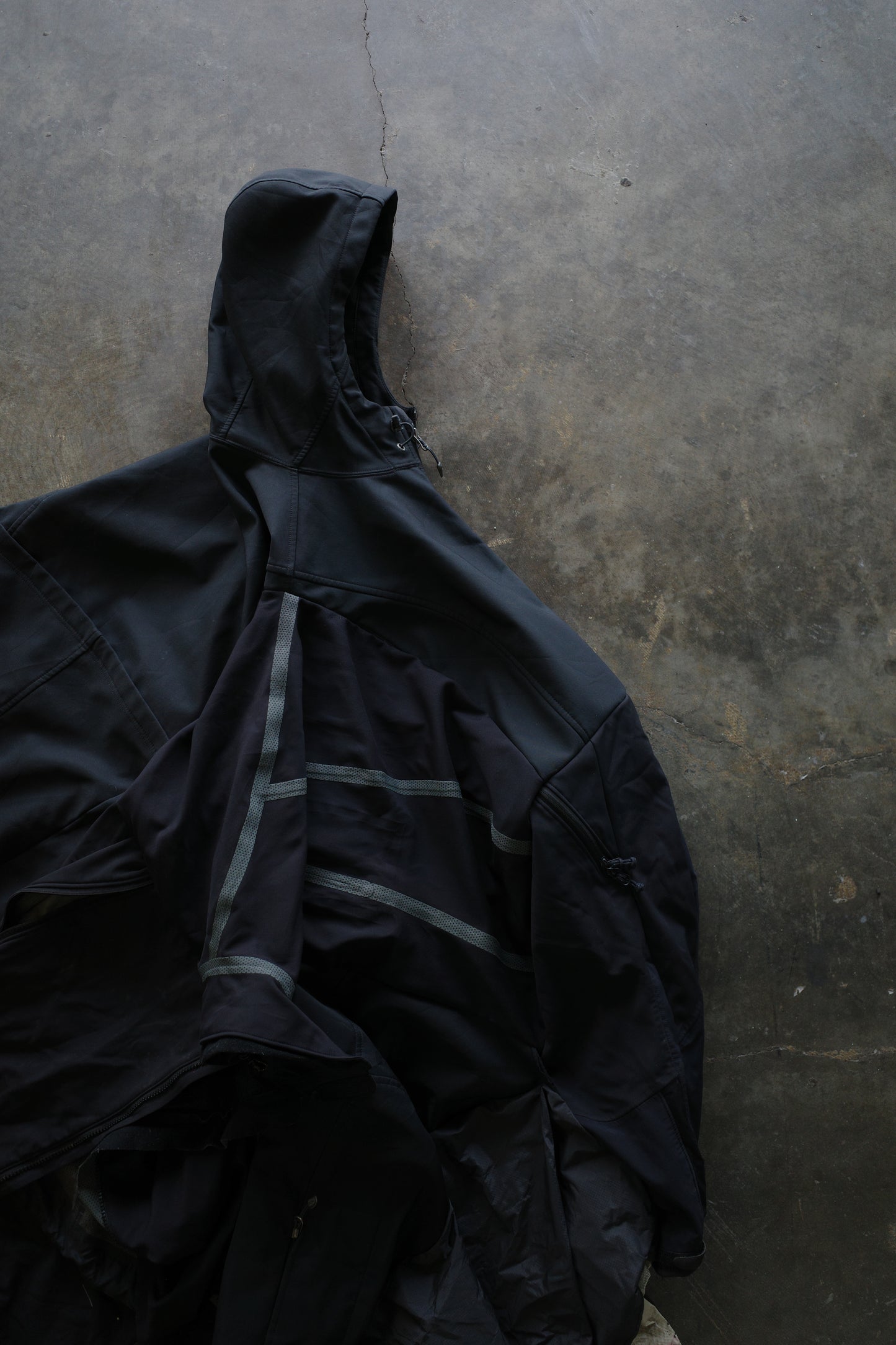 ART to WEAR upcycled Poncho *sample grade //made by 3R.