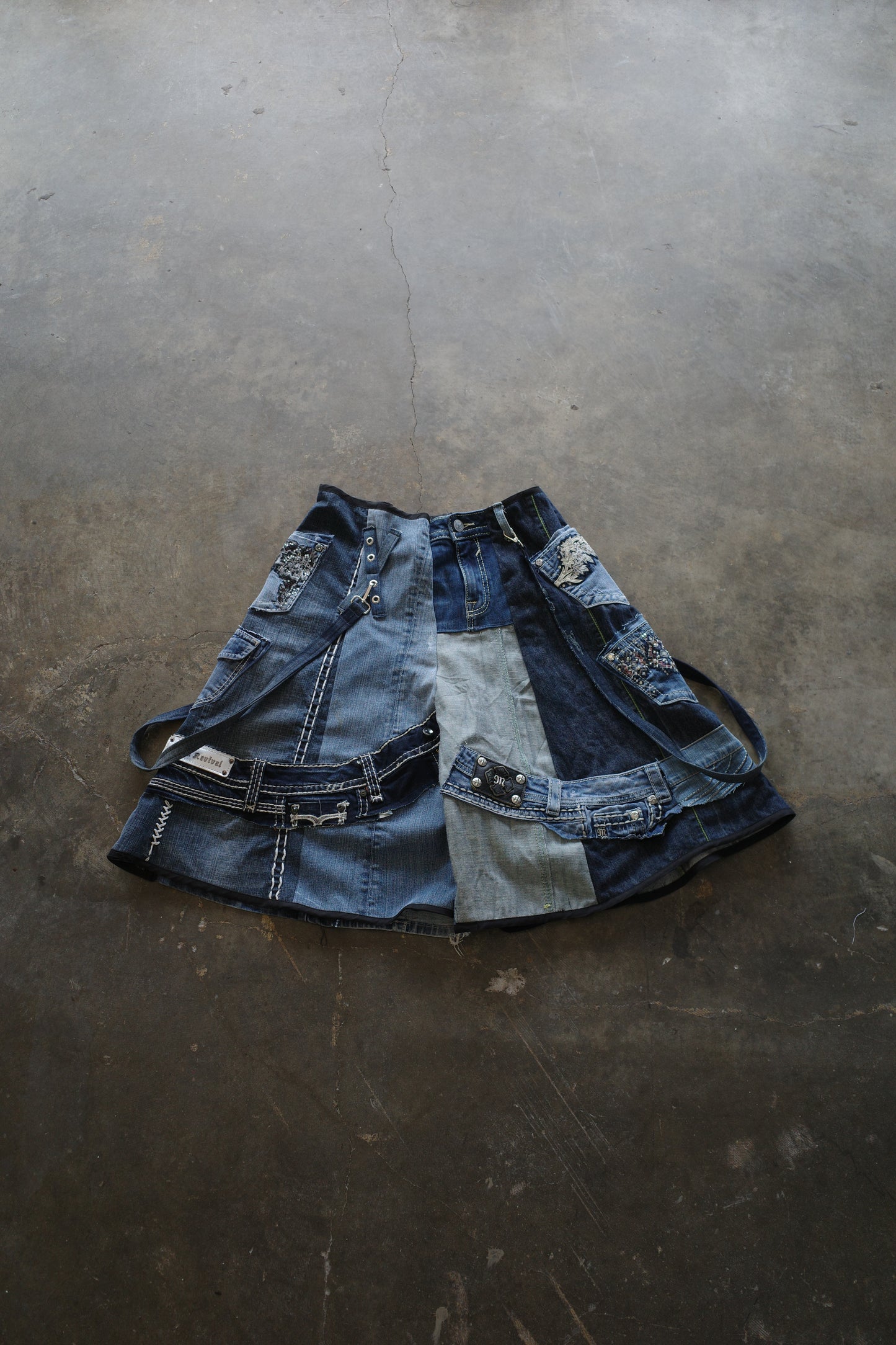 Denim Baggy Shorts (34)/made from vintage Y2K missme jean