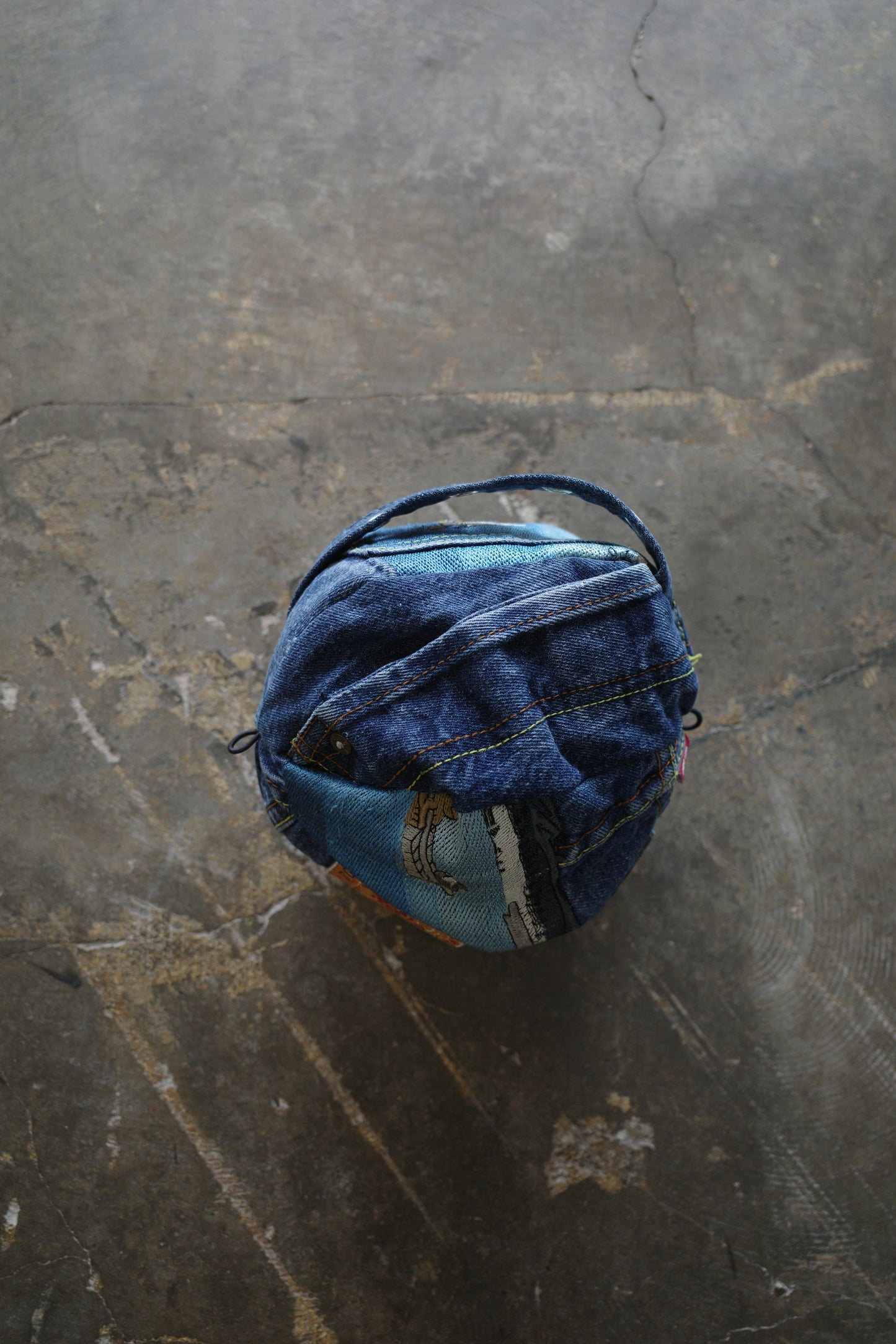 Ball Bag (S)made w vintage street branded Jean