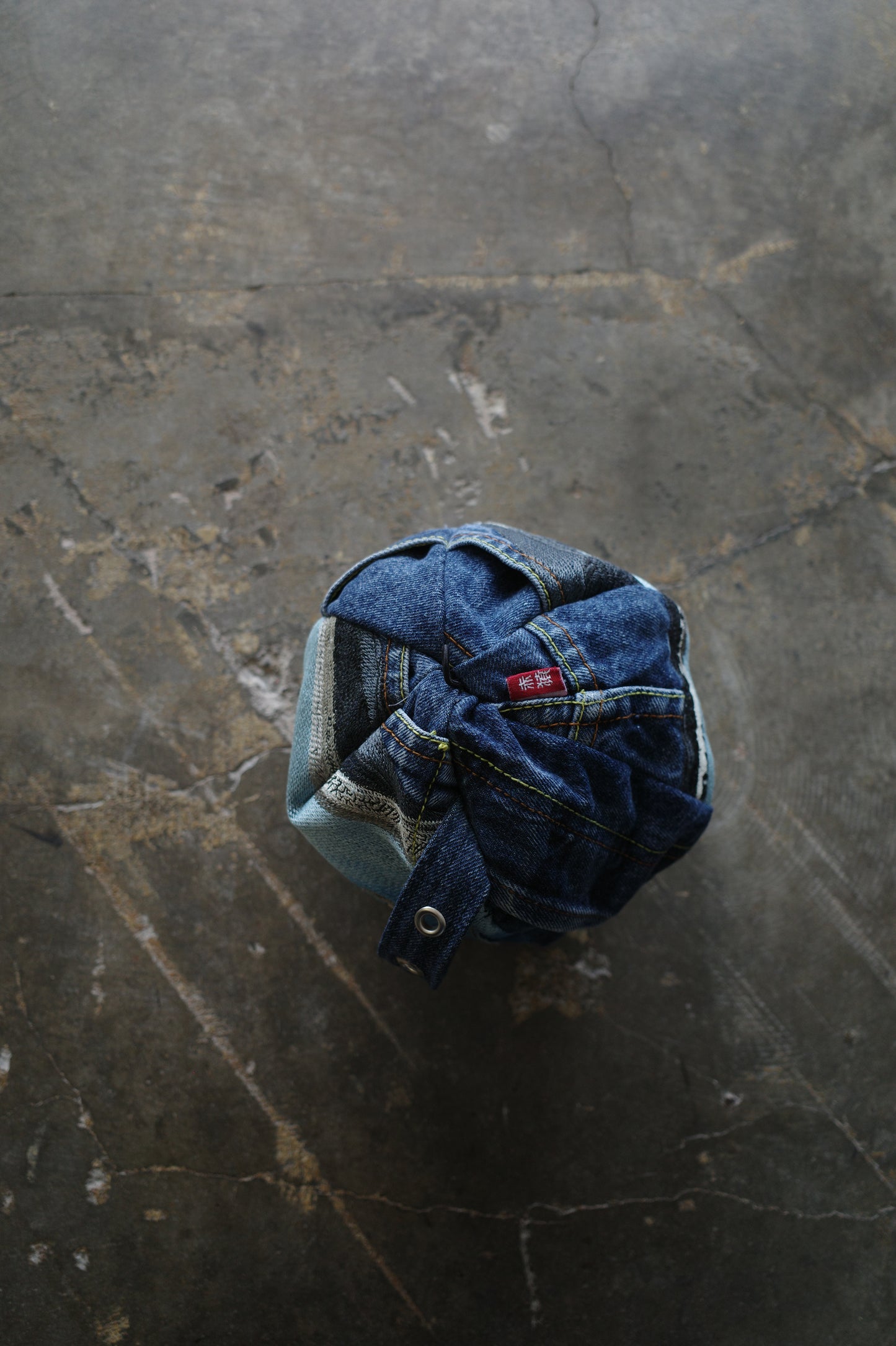 Ball Bag (S)made w vintage street branded Jean