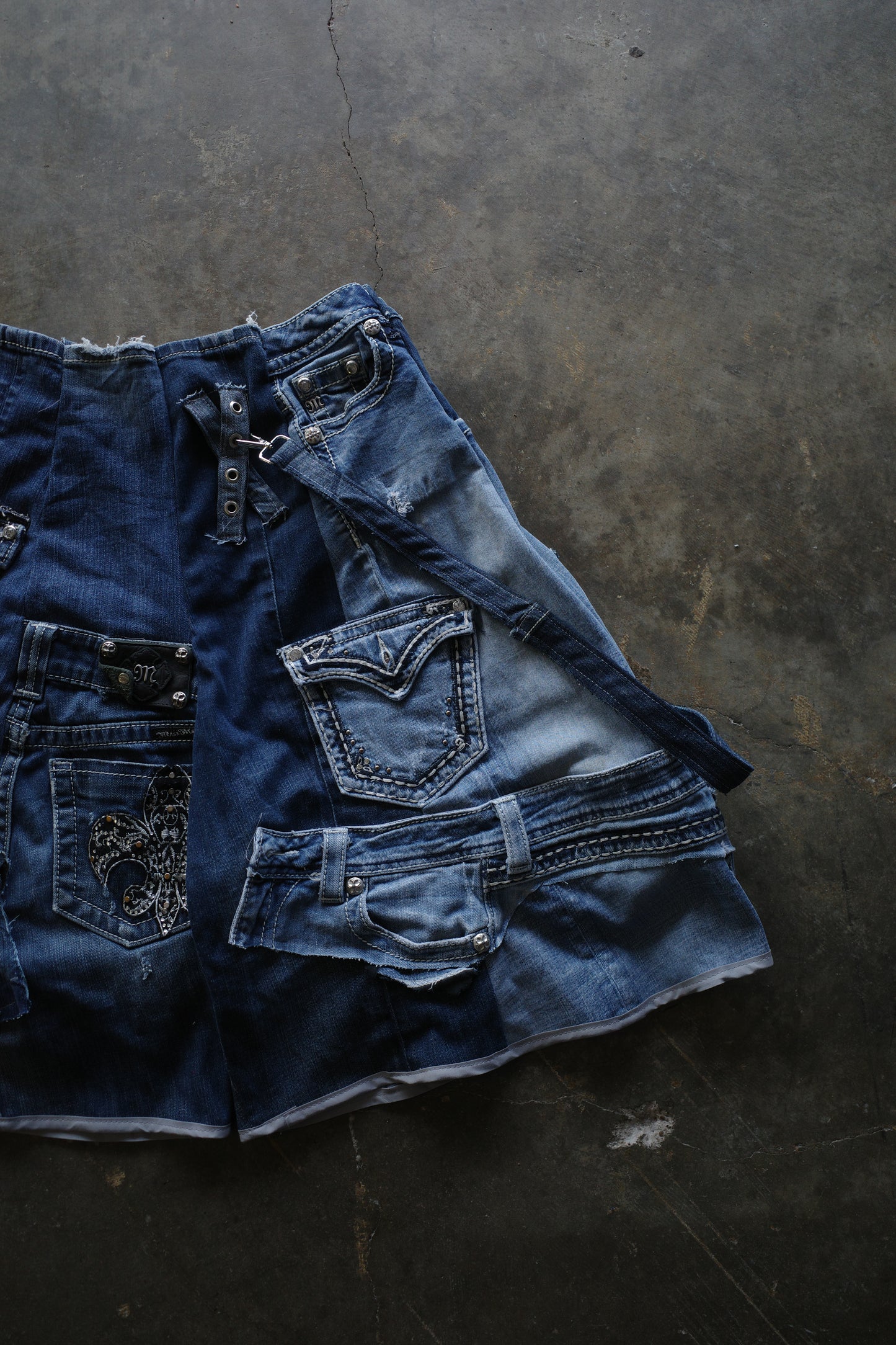 Denim Baggy Shorts (32)/made from vintage Y2K missme jean