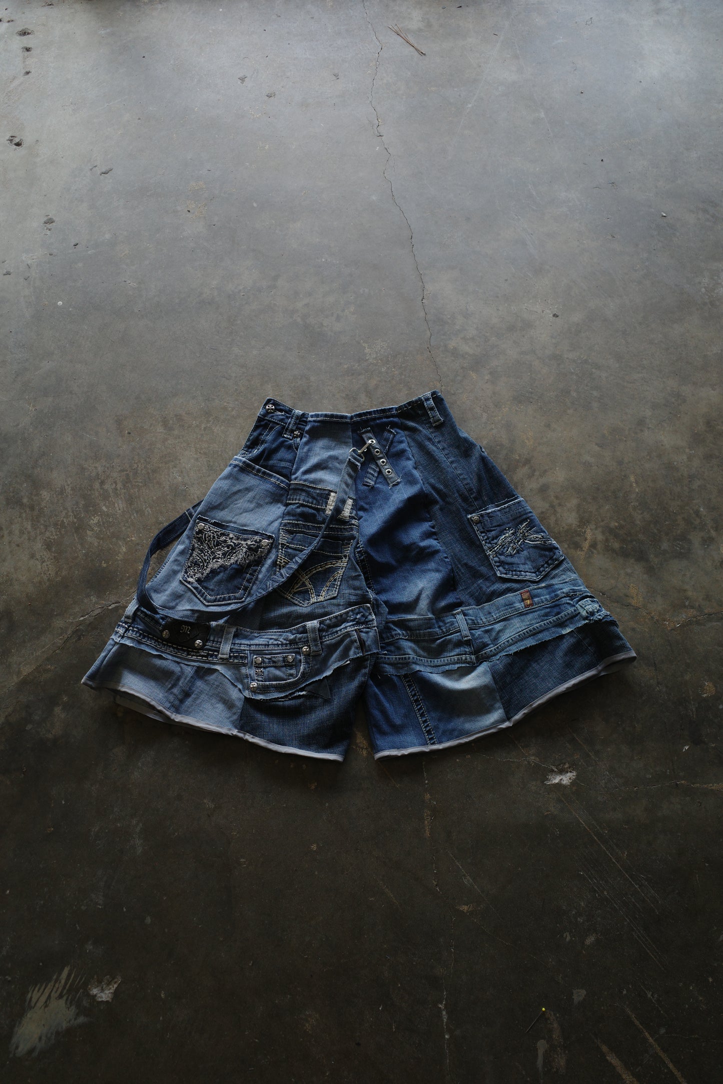 Denim Baggy Shorts (32)/made from vintage Y2K missme jean