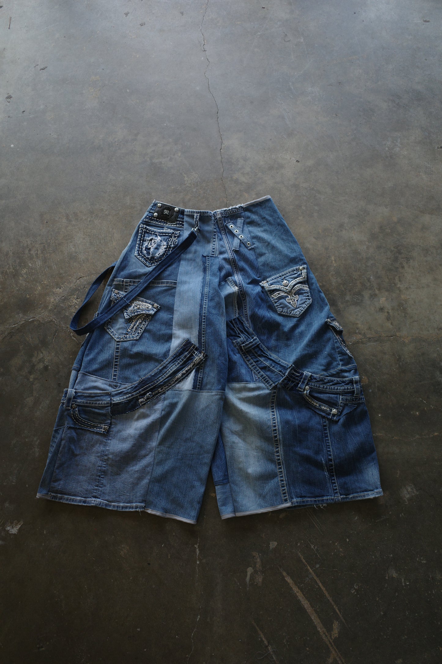 Wide Legged Jean(L)/made with vintage Y2K jeans