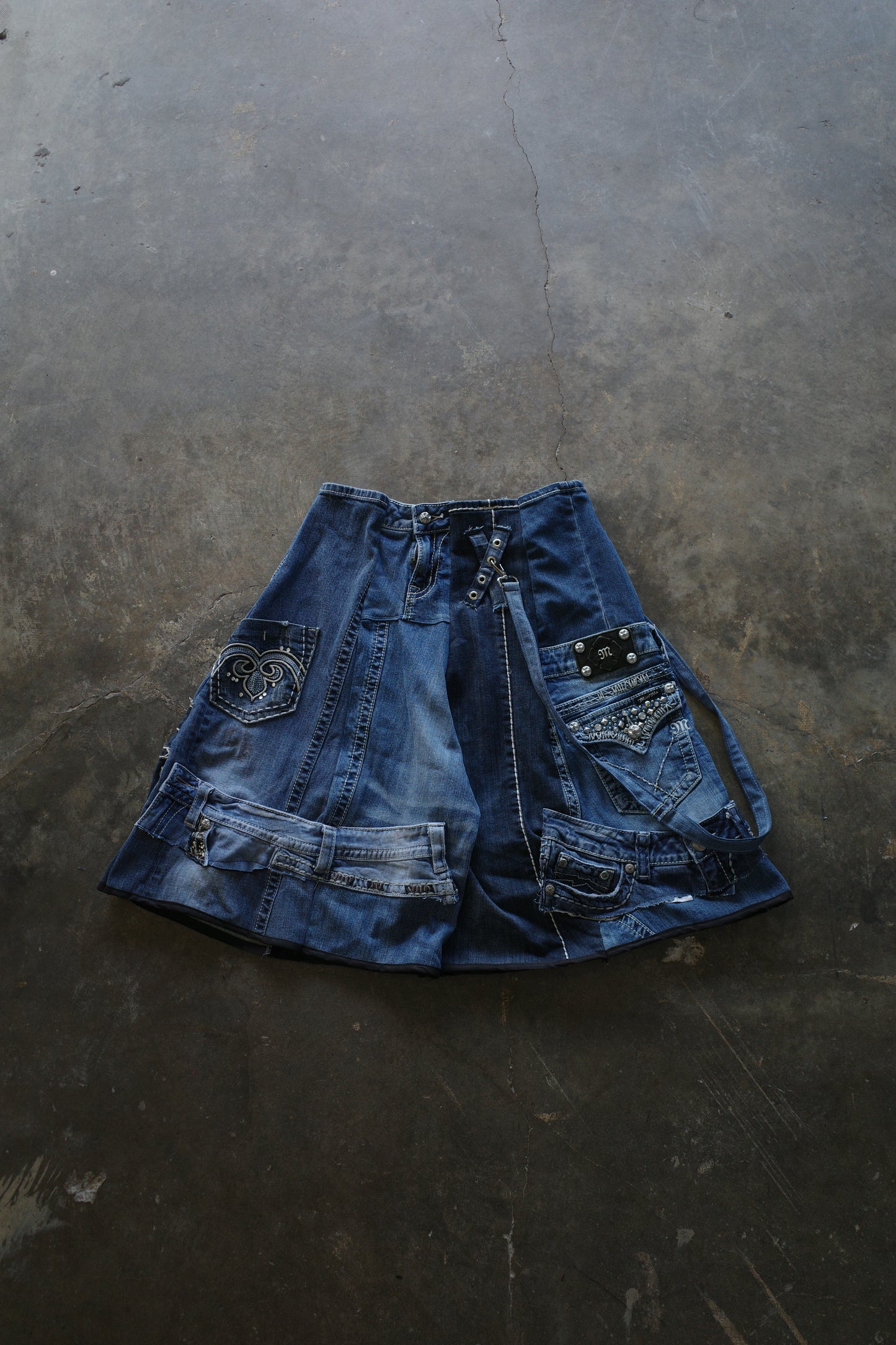 Denim Baggy Shorts (34)/made from vintage Y2K missme jean