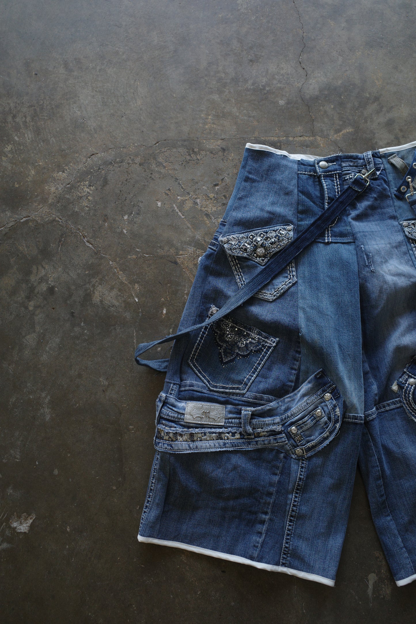 Wide Legged Jean(32S)/made with vintage Y2K jeans