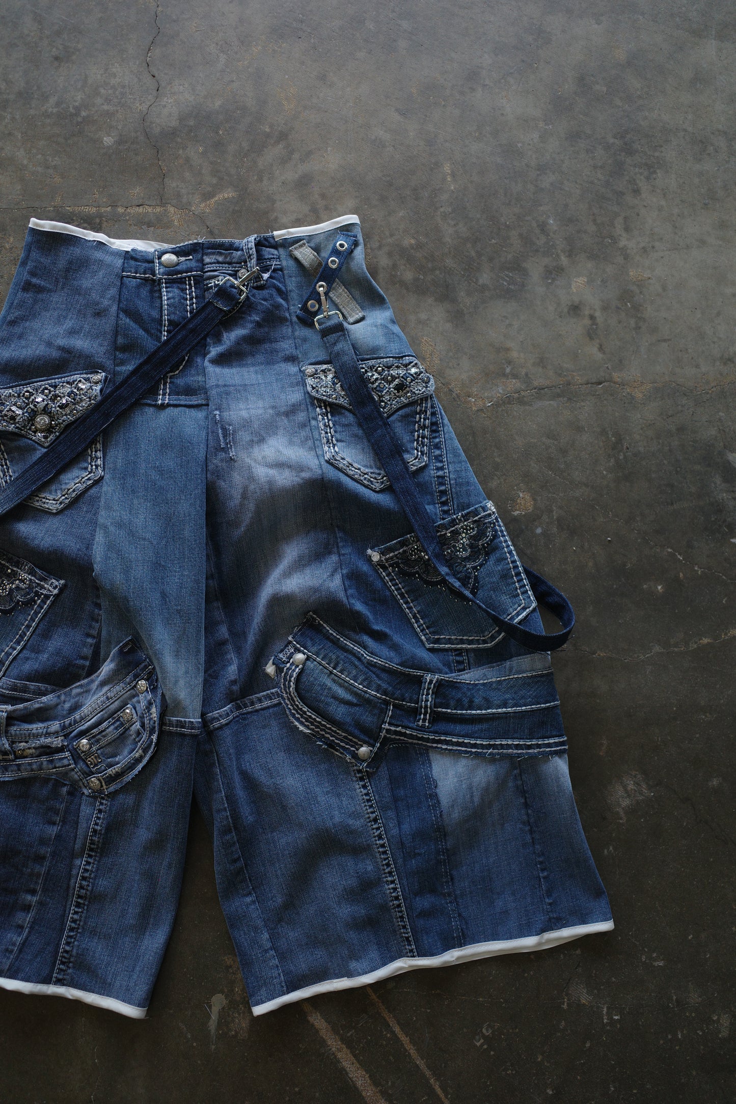 Wide Legged Jean(32S)/made with vintage Y2K jeans
