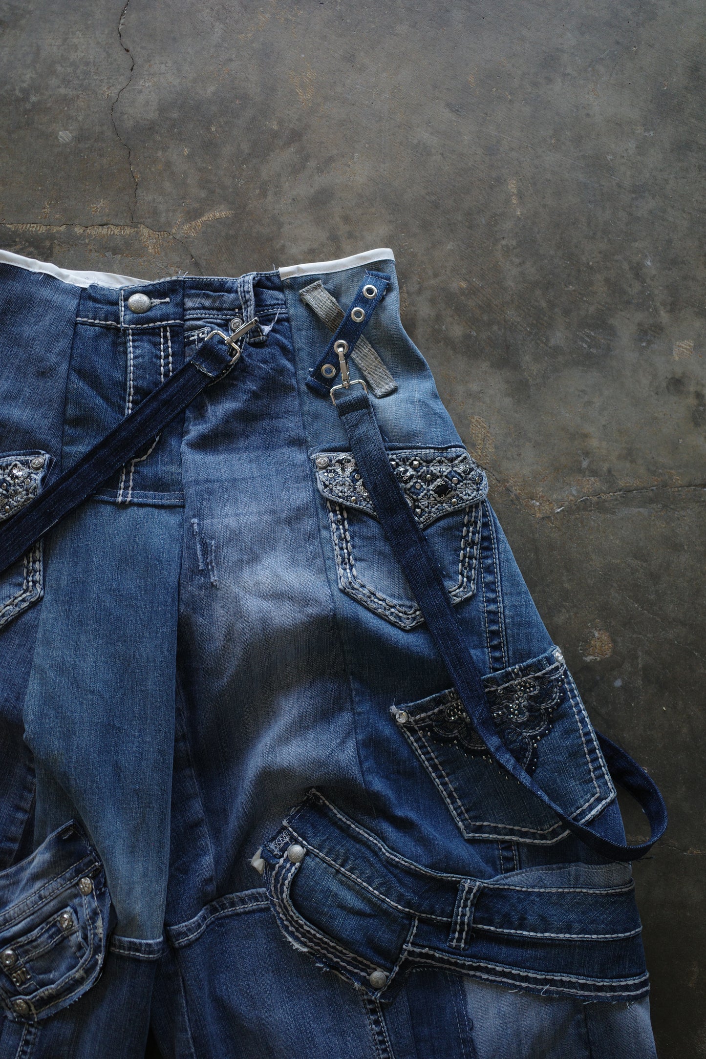 Wide Legged Jean(32S)/made with vintage Y2K jeans