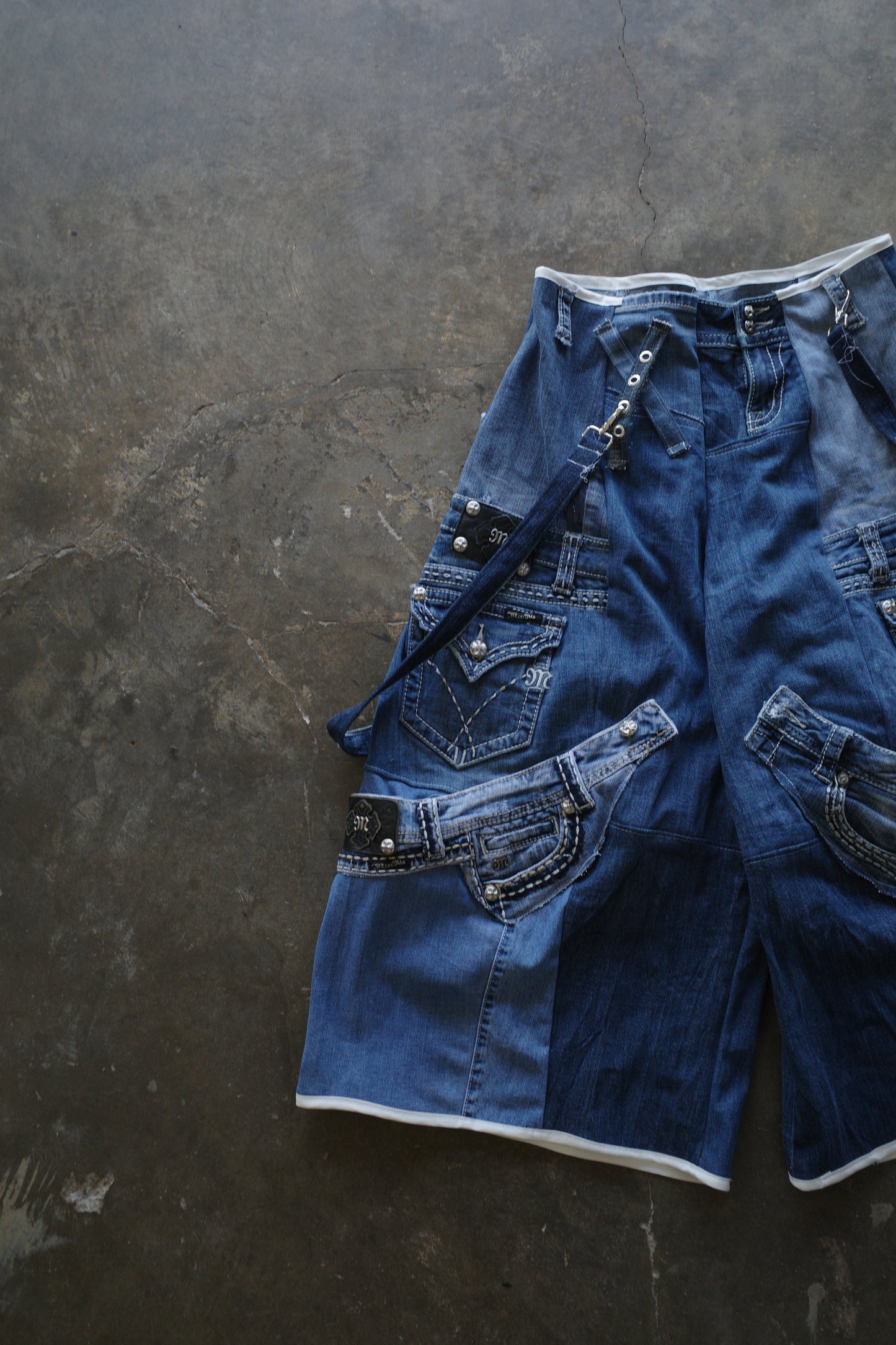 Wide Legged Jean(30S)/made with vintage Y2K jeans
