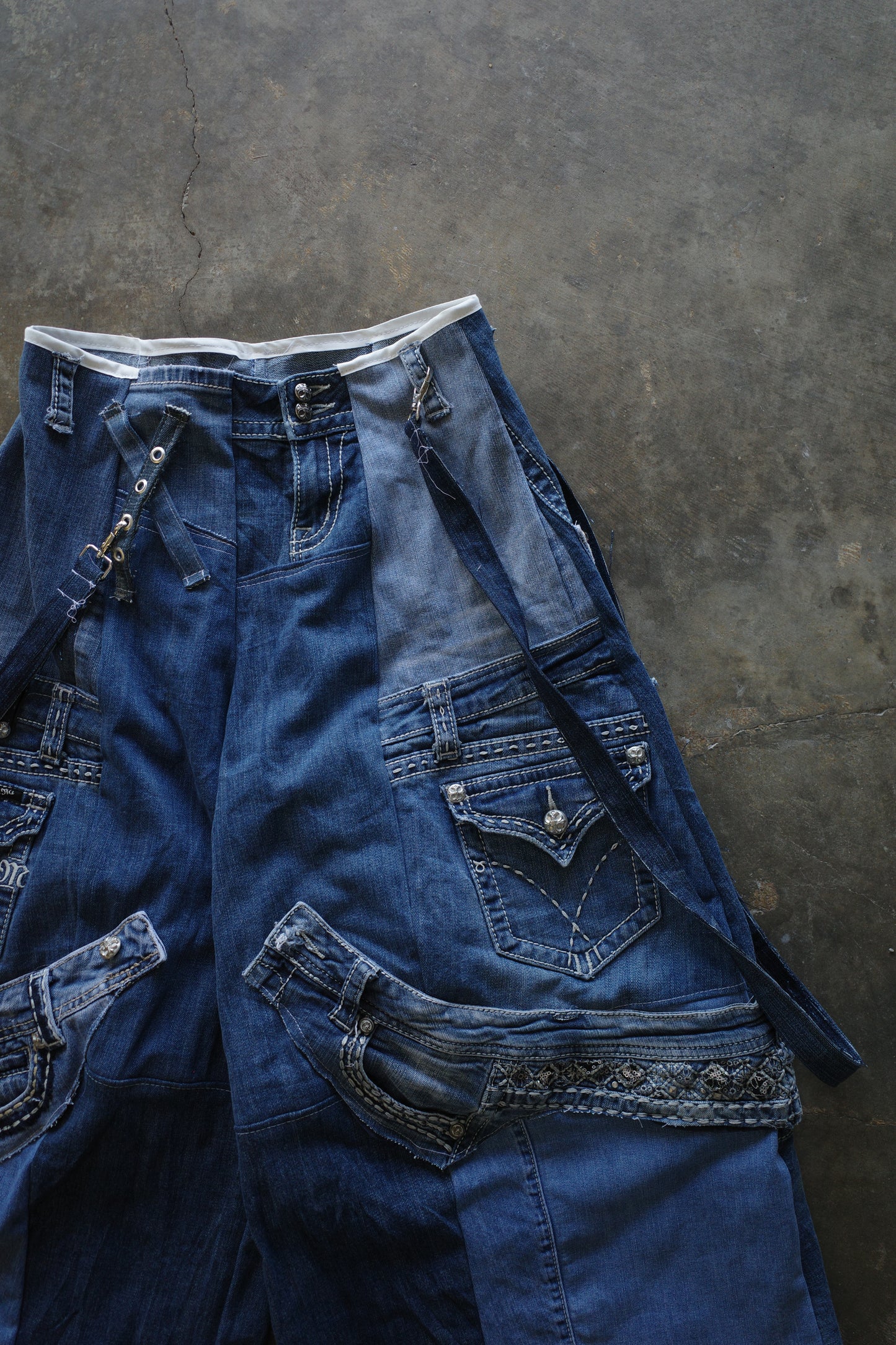 Wide Legged Jean(30S)/made with vintage Y2K jeans