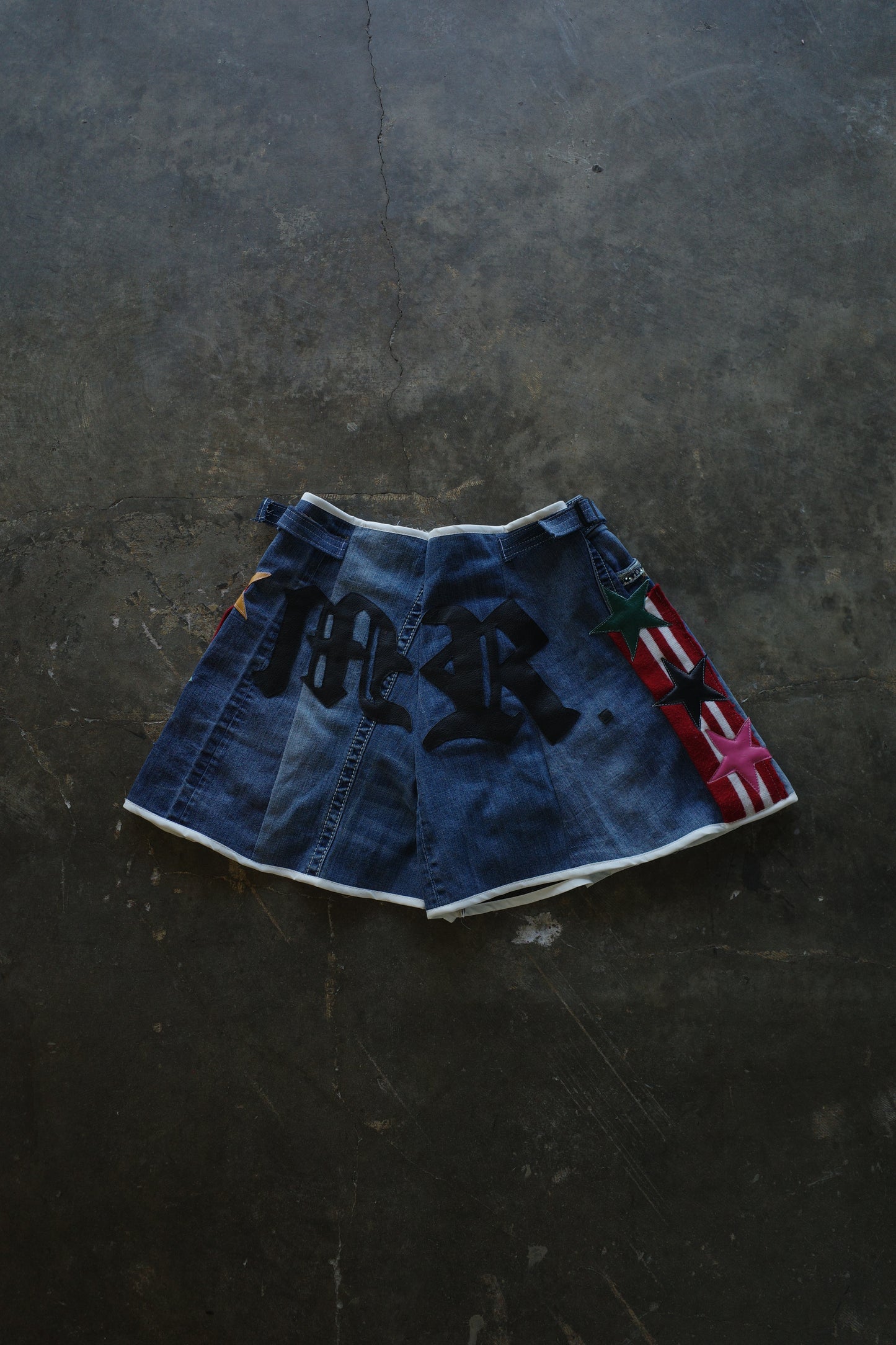 "The MR.Shorts"(w28-30)made with vintage y2k jean & 3R. original leather patch