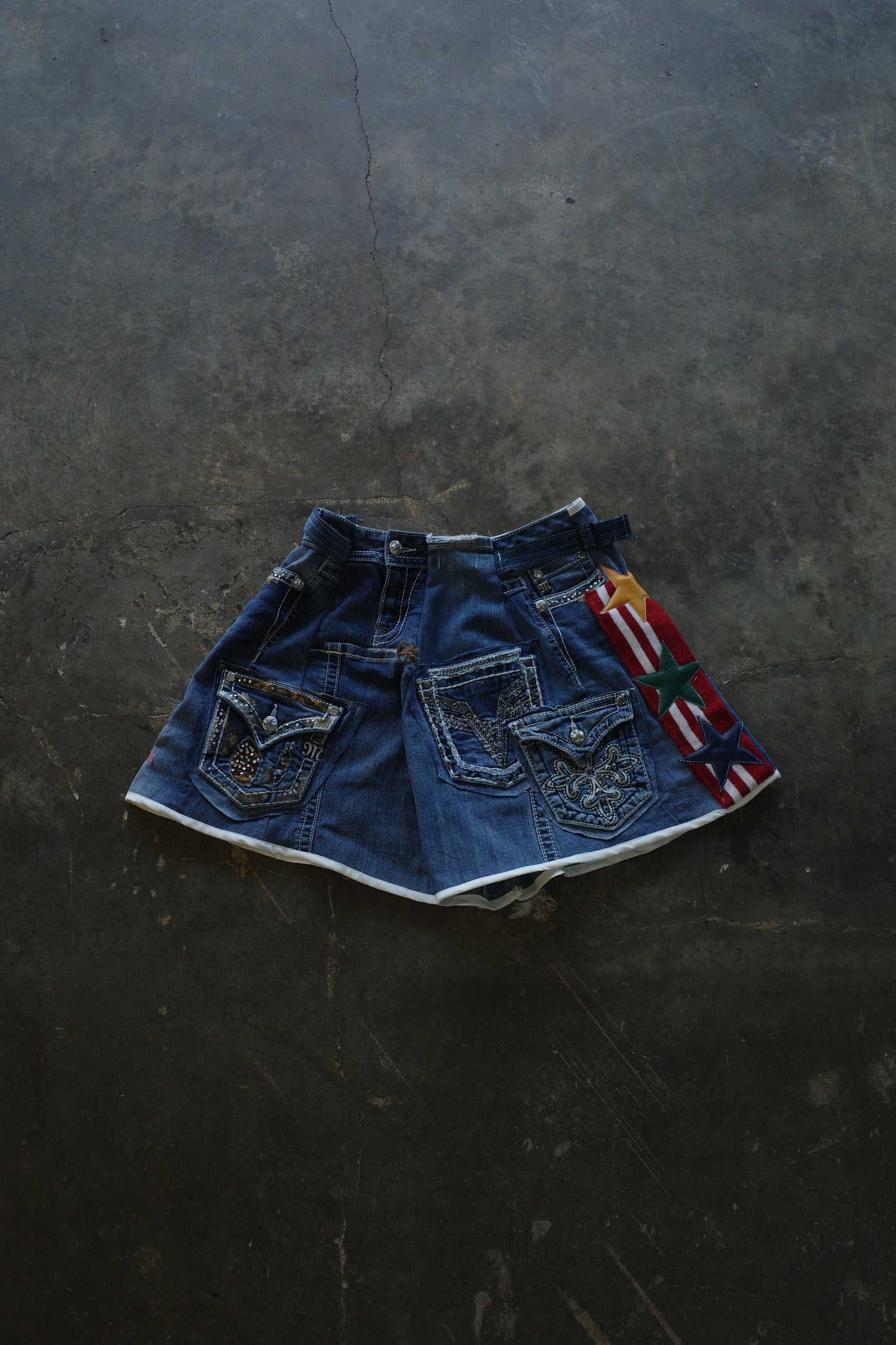 "The MR.Shorts"(w28-30)made with vintage y2k jean & 3R. original leather patch