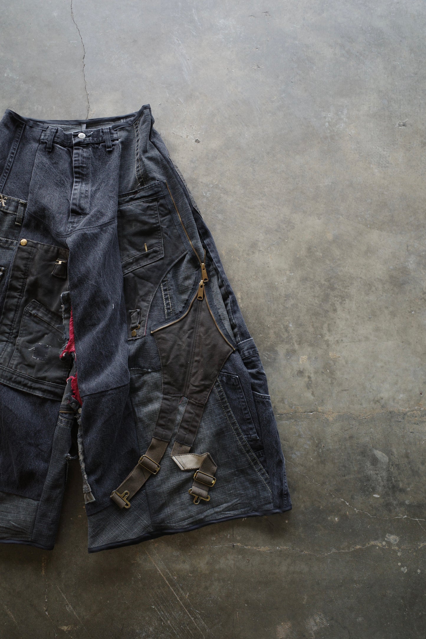 Wide Legged Patched Pants(W32-L) / BDWL1