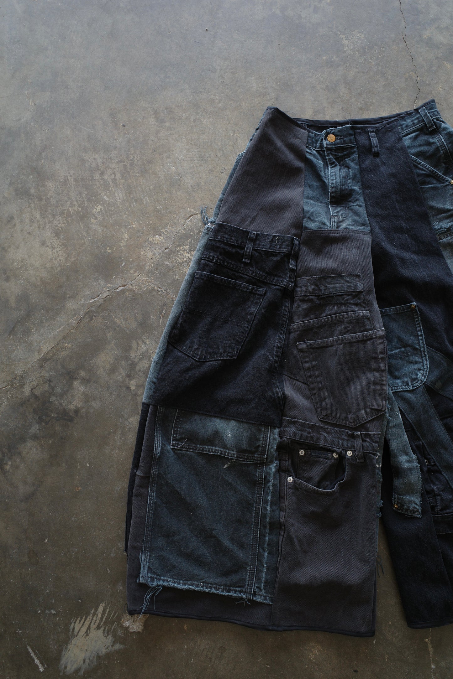 Wide Legged Patched Pants(W32-L) / BDWL2