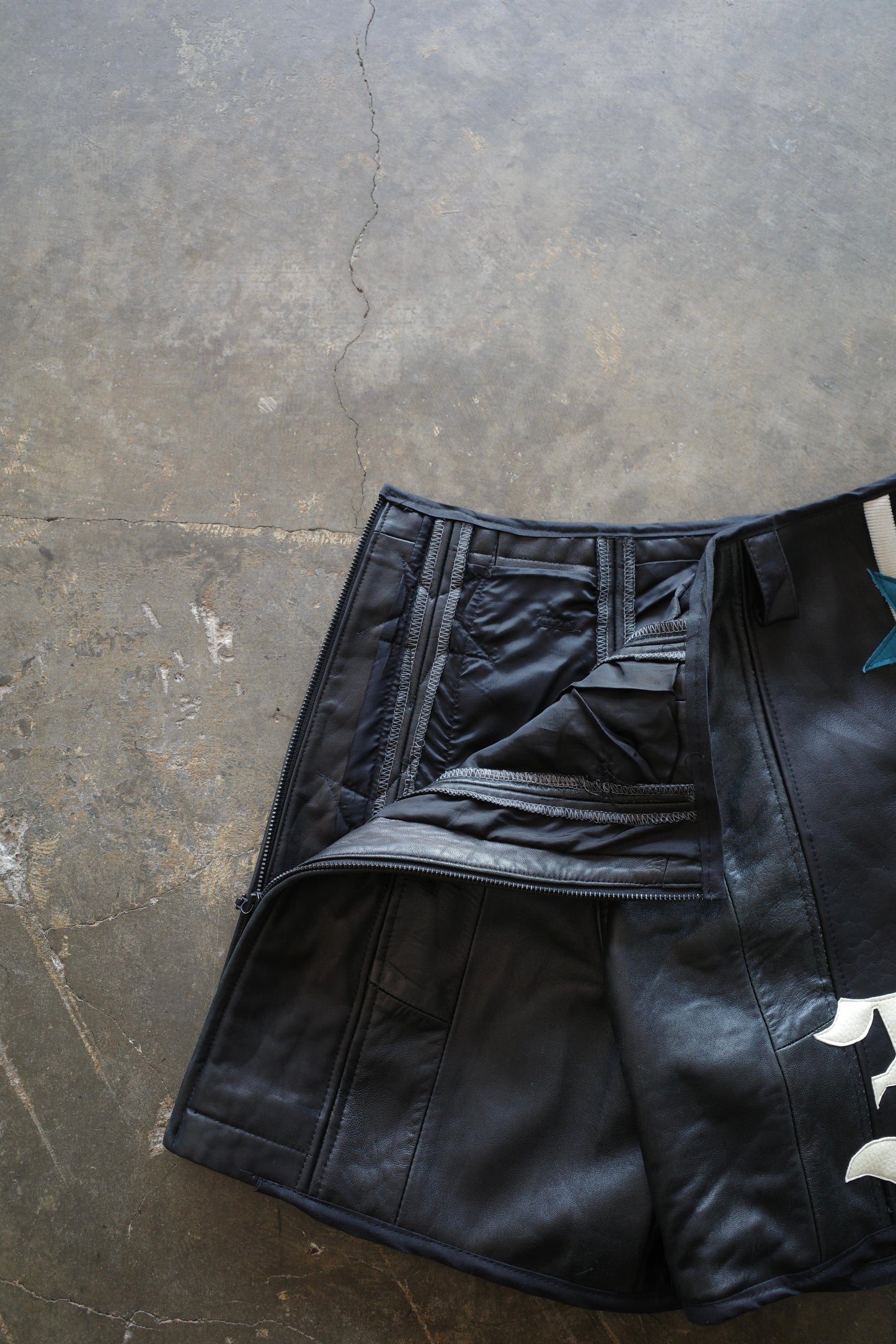 The MR.Shorts"33" black(30') MRS1