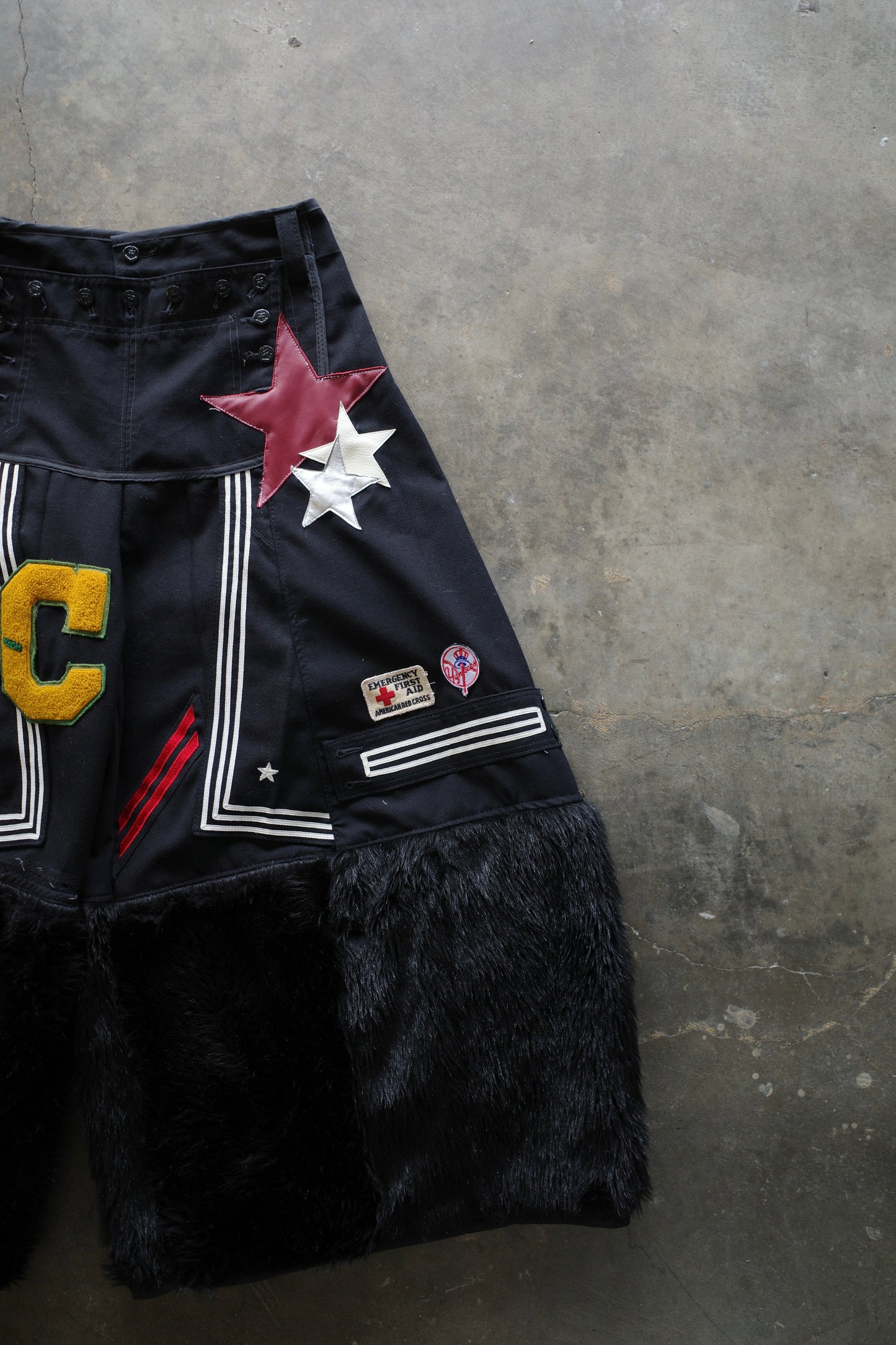 Wide Legged Patched Pants(W32-L) / PWL4