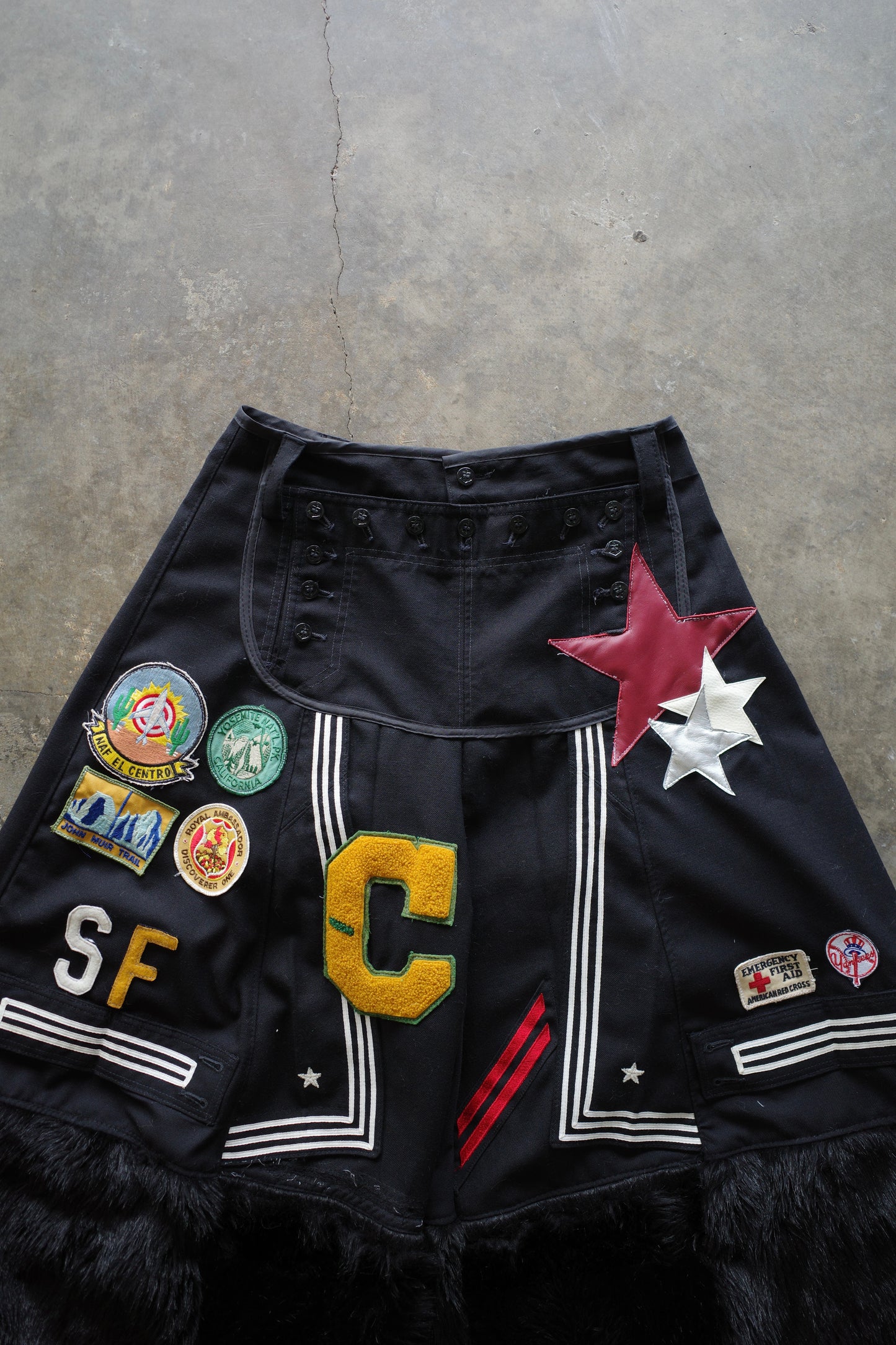 Wide Legged Patched Pants(W32-L) / PWL4