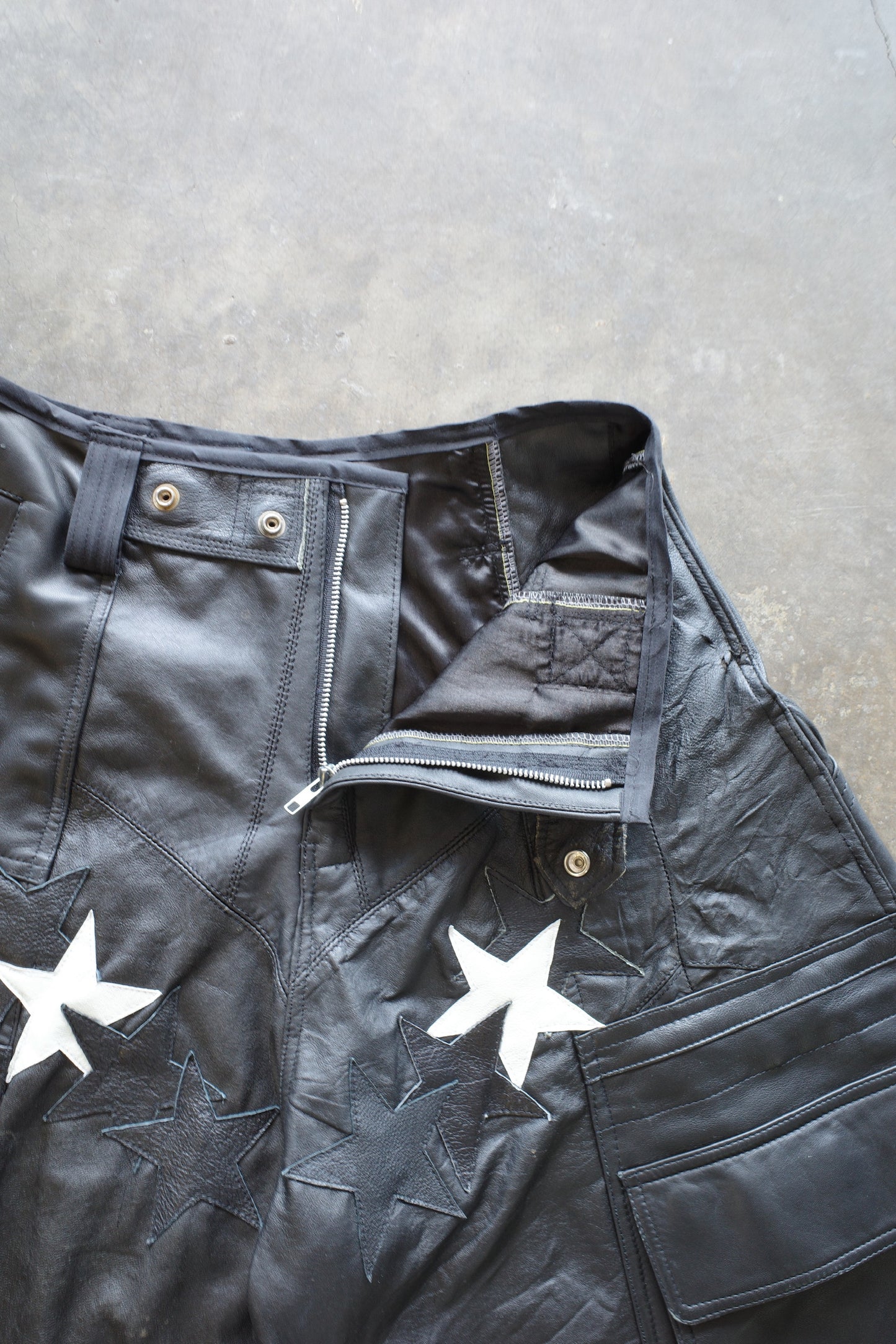 33 leather baggy shorts (32)33BS3