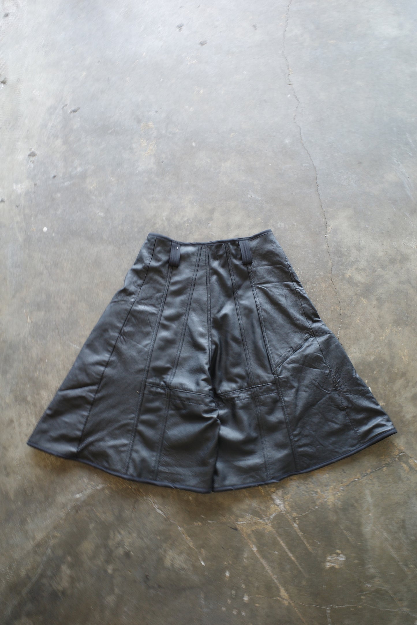33 leather baggy shorts (32)33BS3