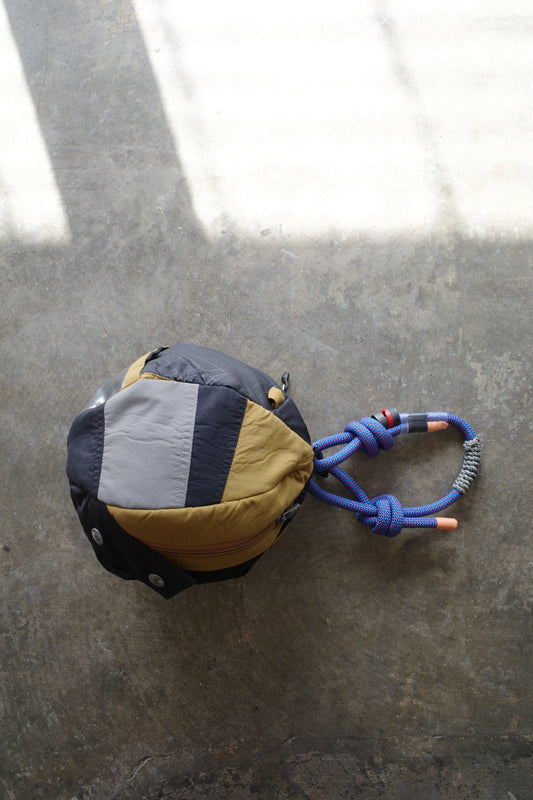 nag nag Ball Bag
