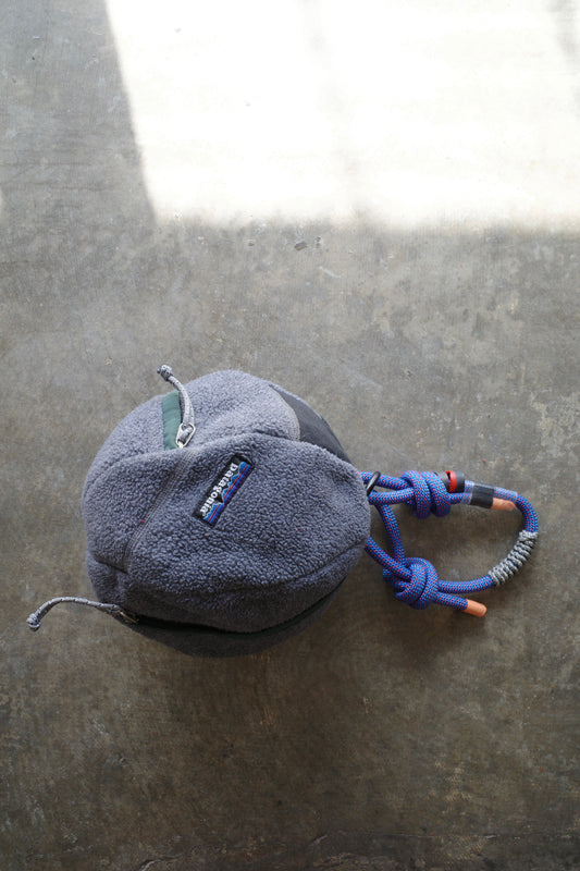 nag nag Ball Bag