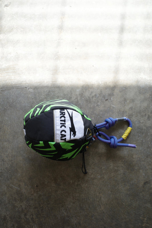 nag nag Ball Bag
