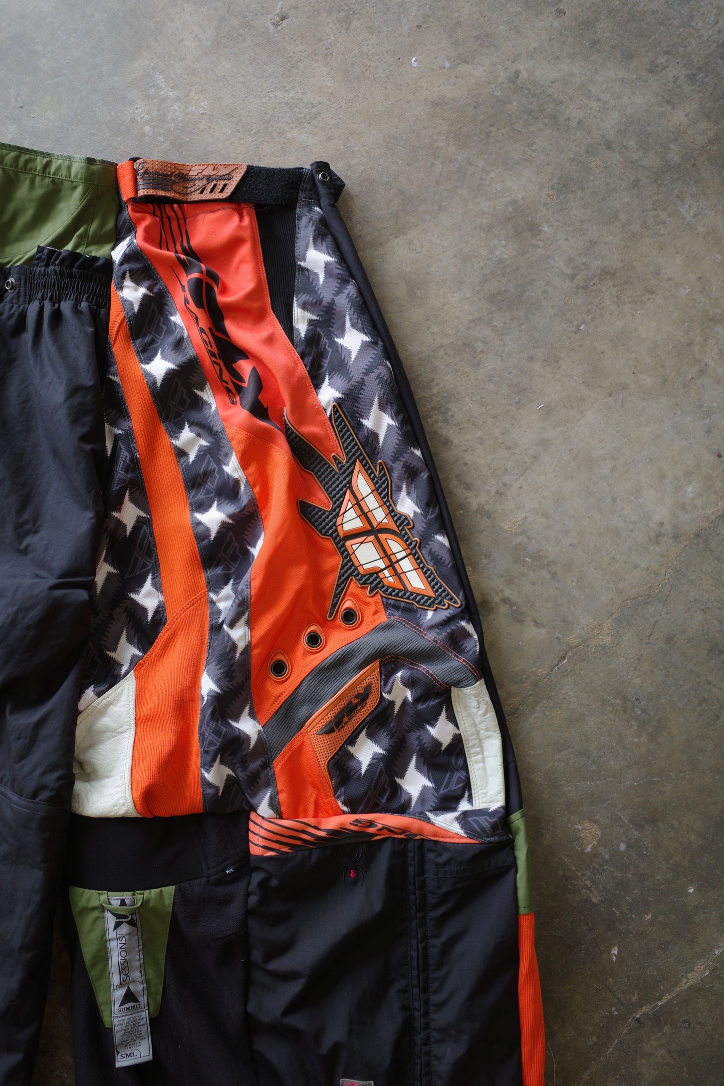 Wide Legged nag nag Pants(L)