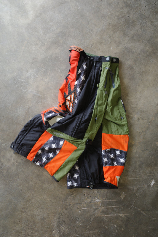 Wide Legged nag nag Pants(L)